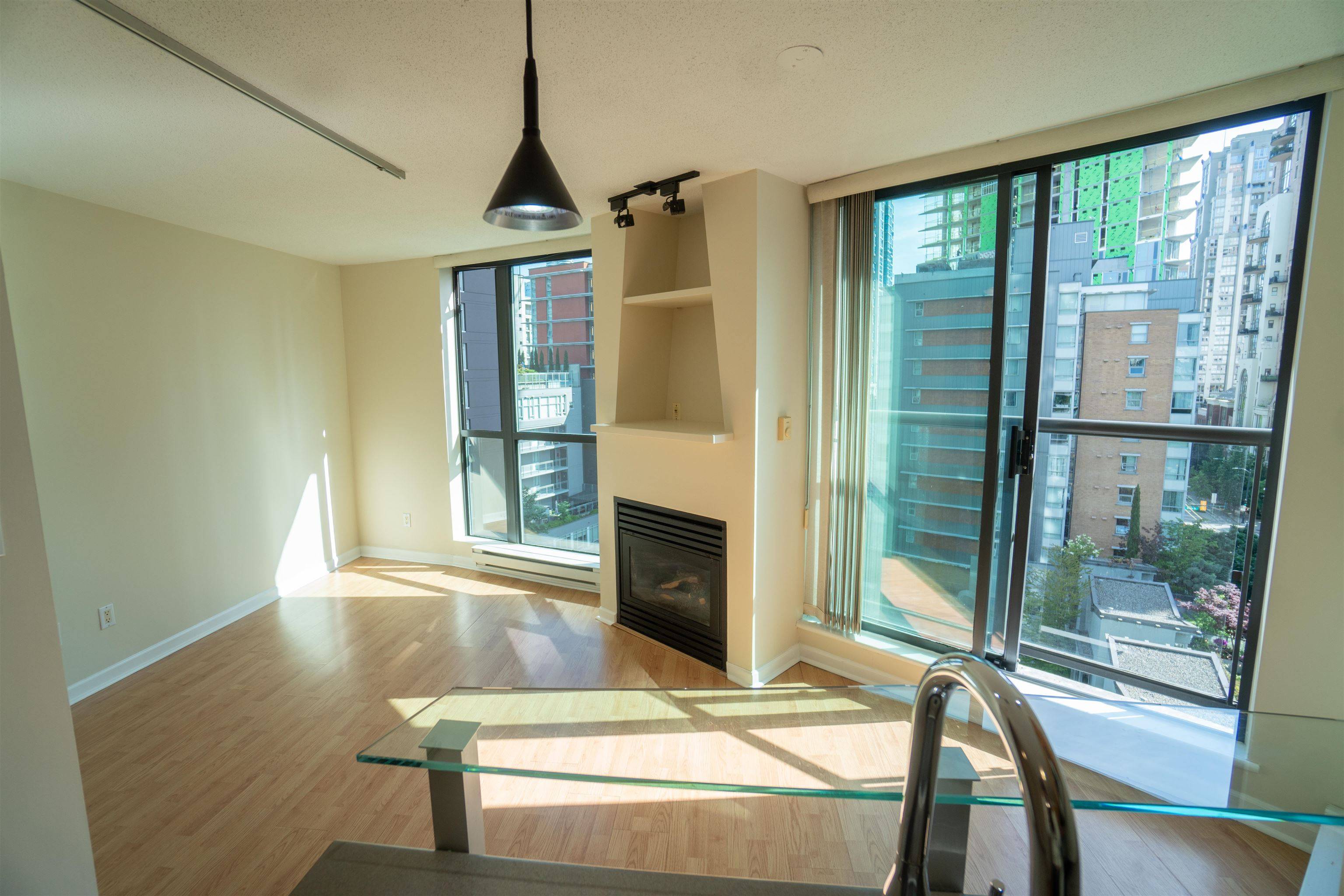 Vancouver, BC V6Z 2X6,501 Pacific ST #1008