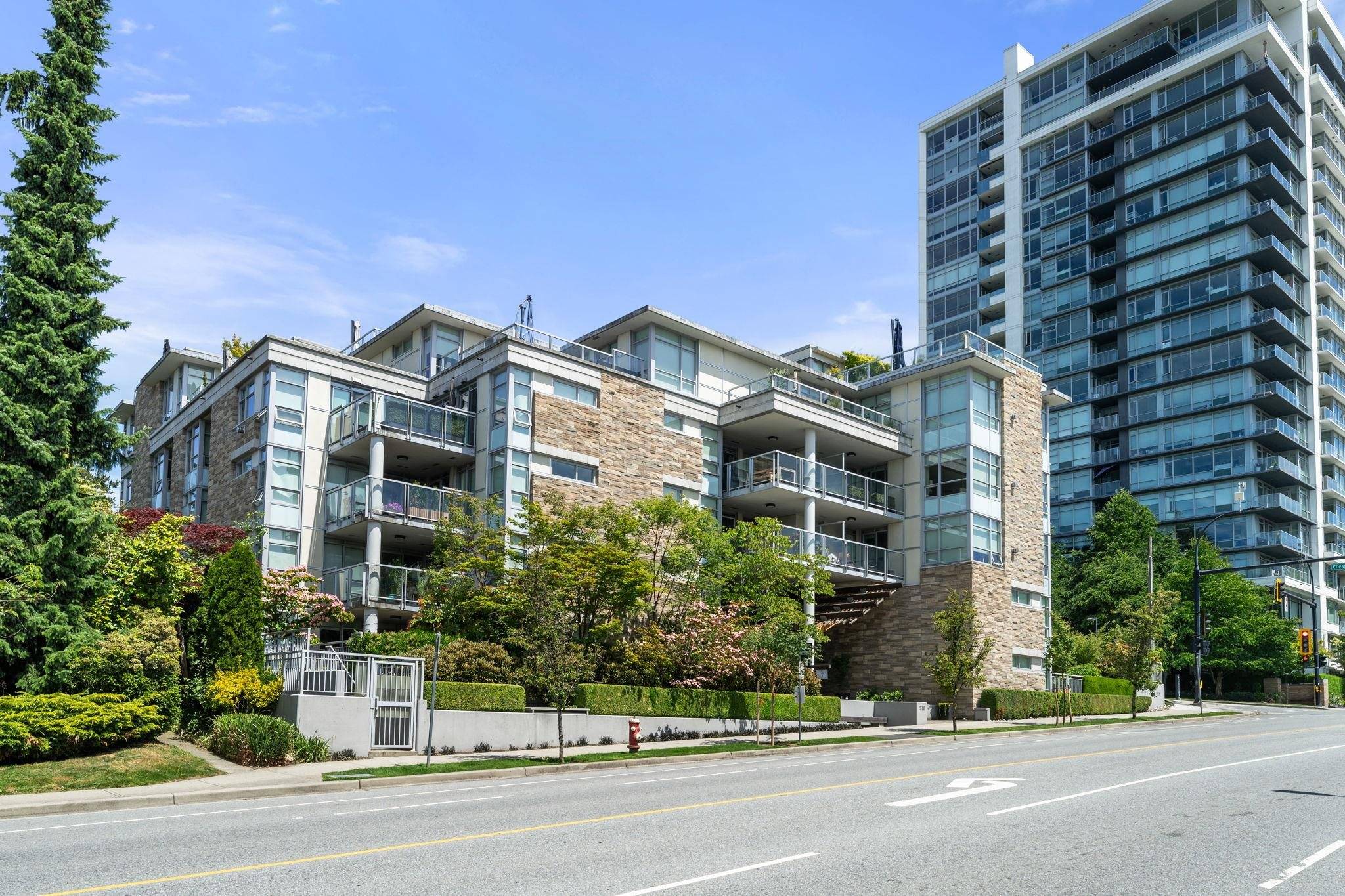 North Vancouver, BC V7M 1N7,210 W 13th ST #501
