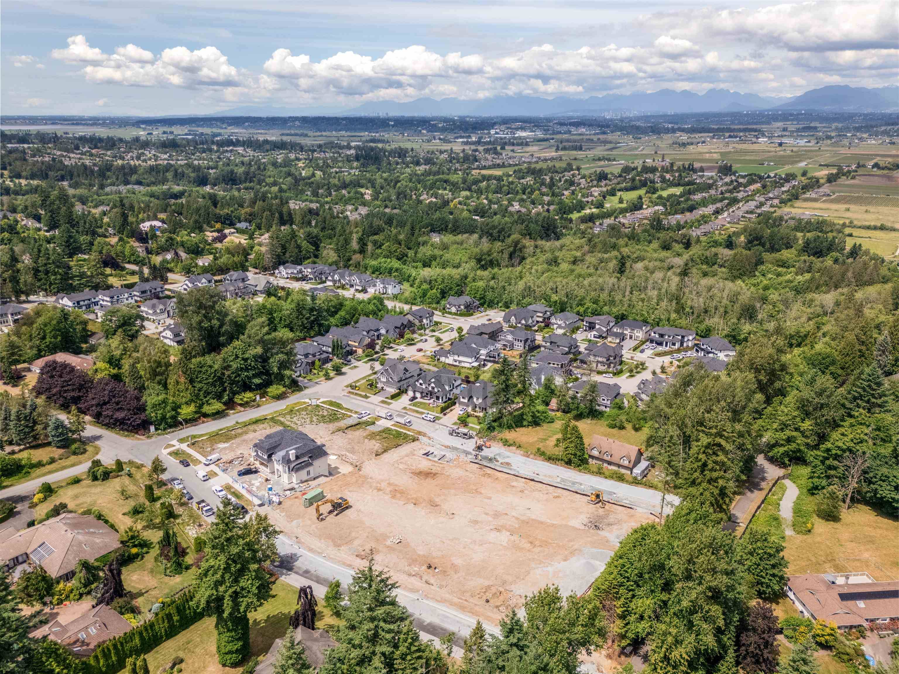 Surrey, BC V3Z 0A9,16568 28 A AVE