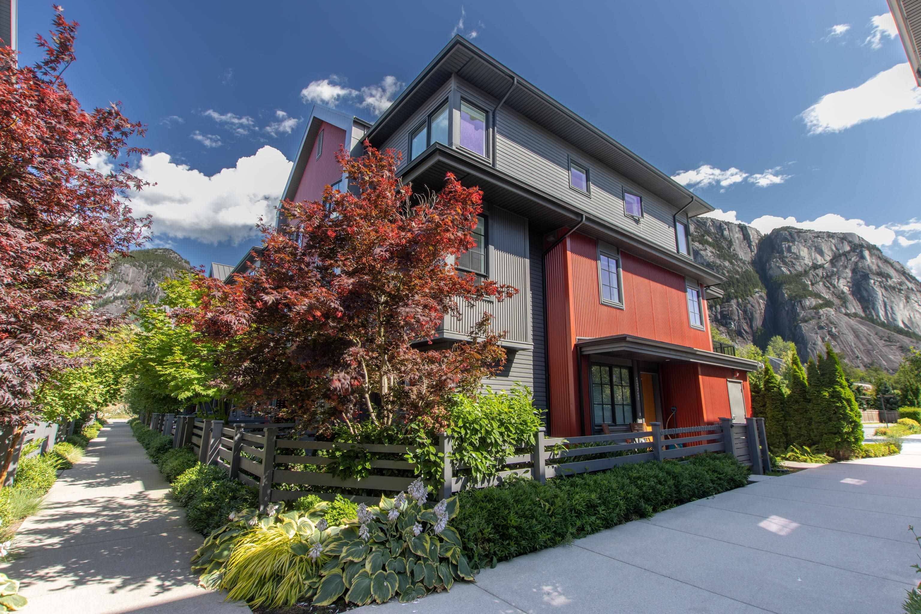 Squamish, BC V8B 1A8,1371 Valleyside PL