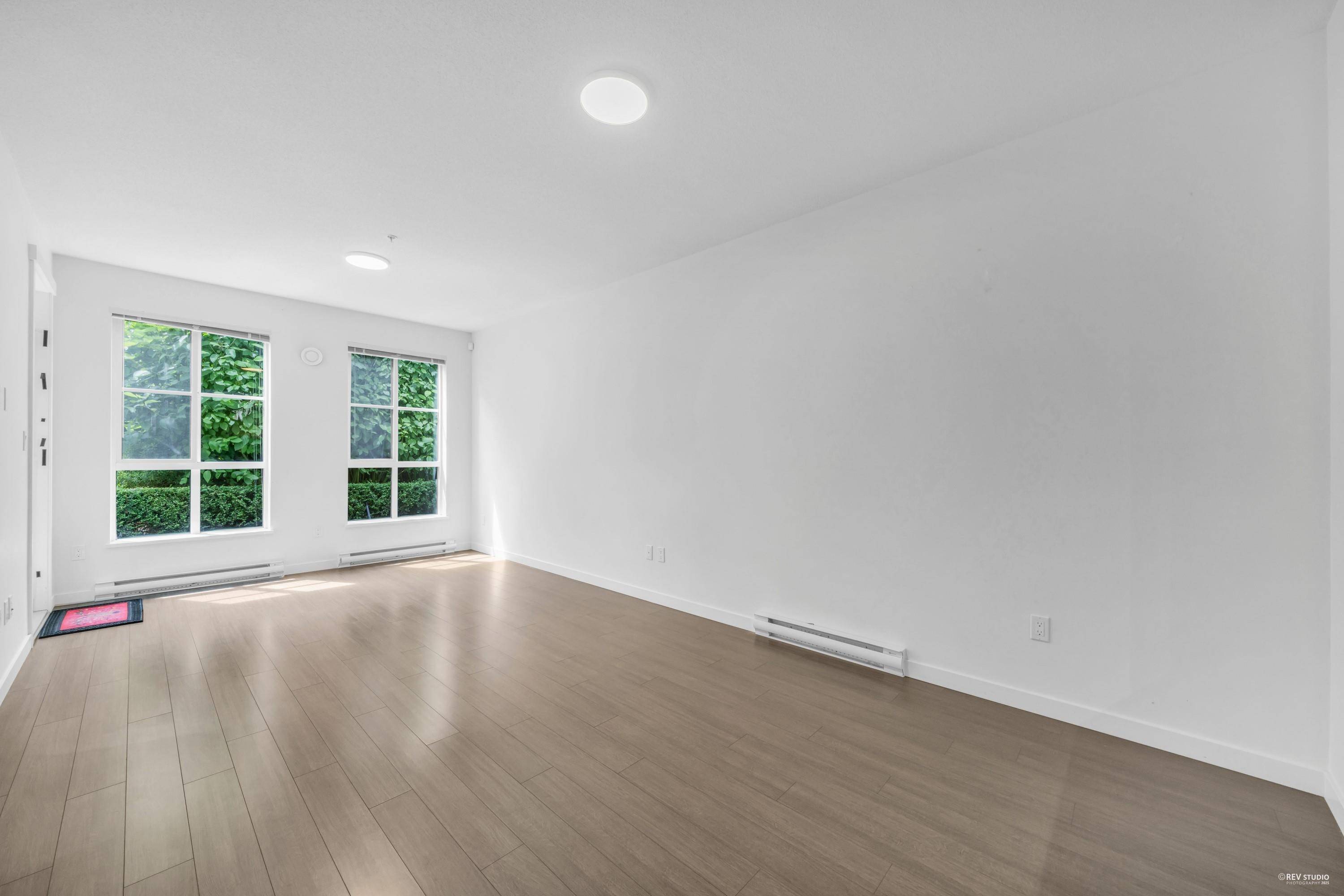 Surrey, BC V3Z 0Y1,15137 33 AVE #120