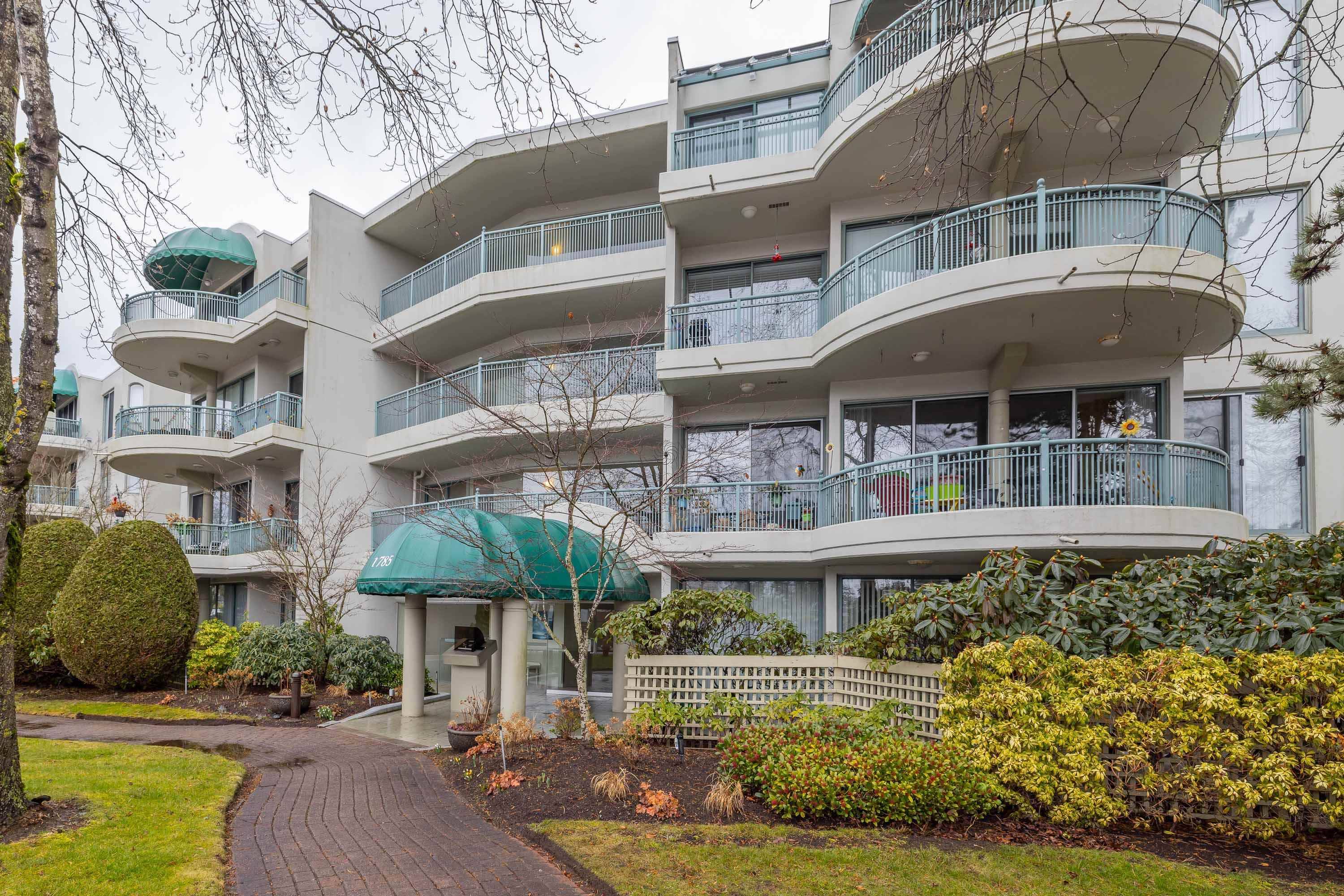 Surrey, BC V4A 9T5,1785 Martin DR #411