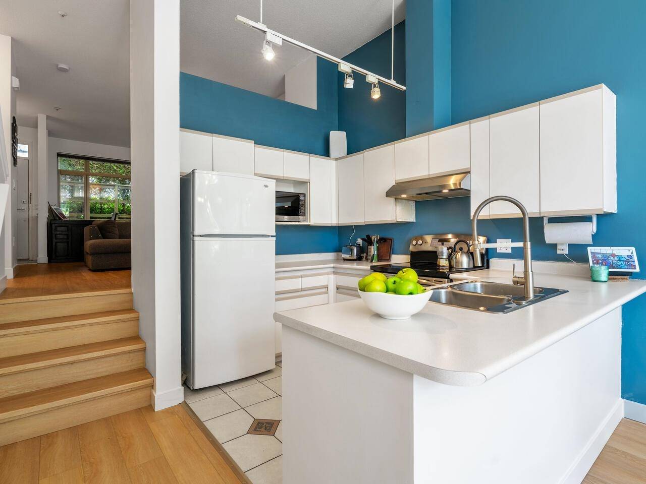 Vancouver, BC V5S 4T3,3572 Rainier PL #4