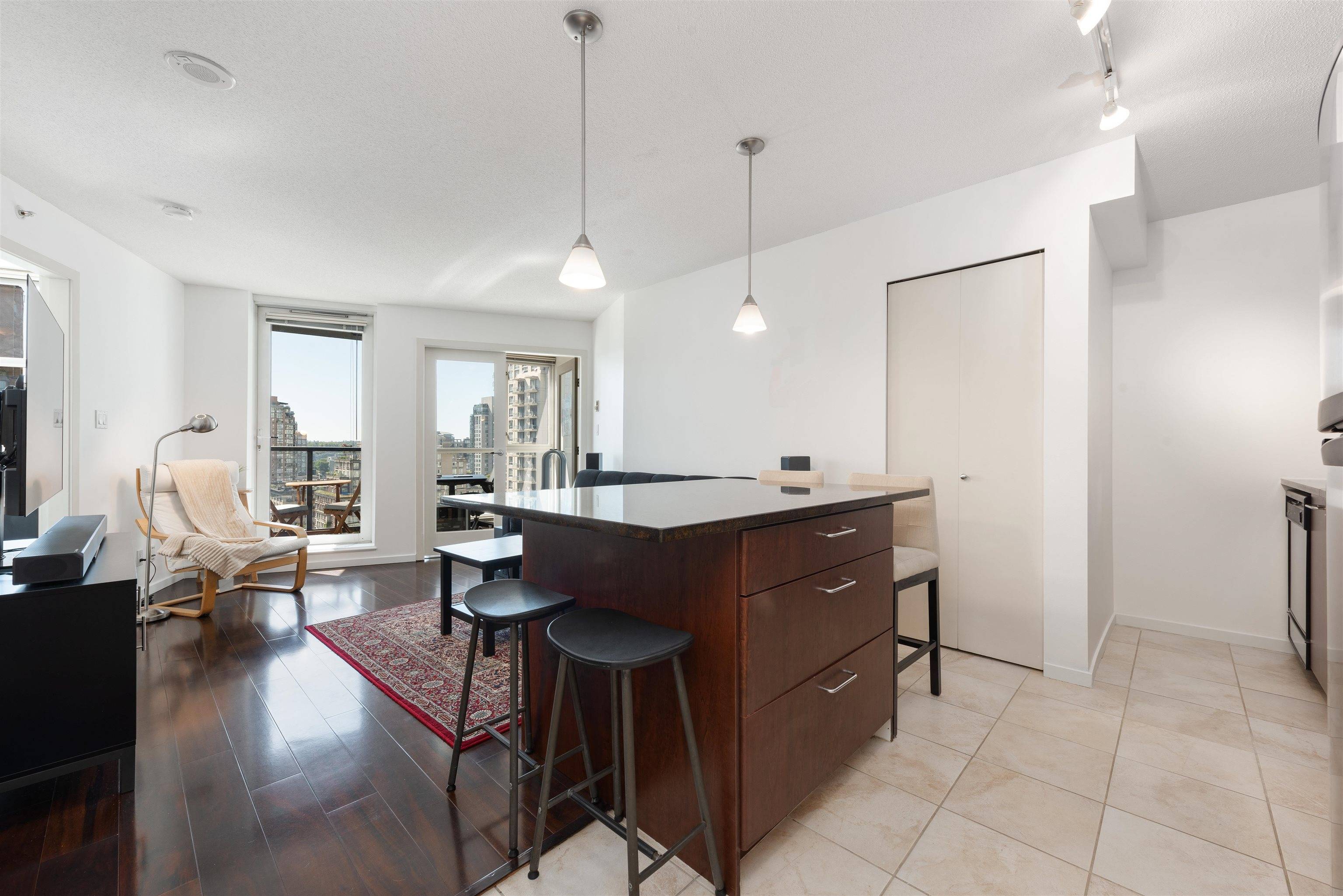 Vancouver, BC V6B 1K3,1199 Seymour ST #1005