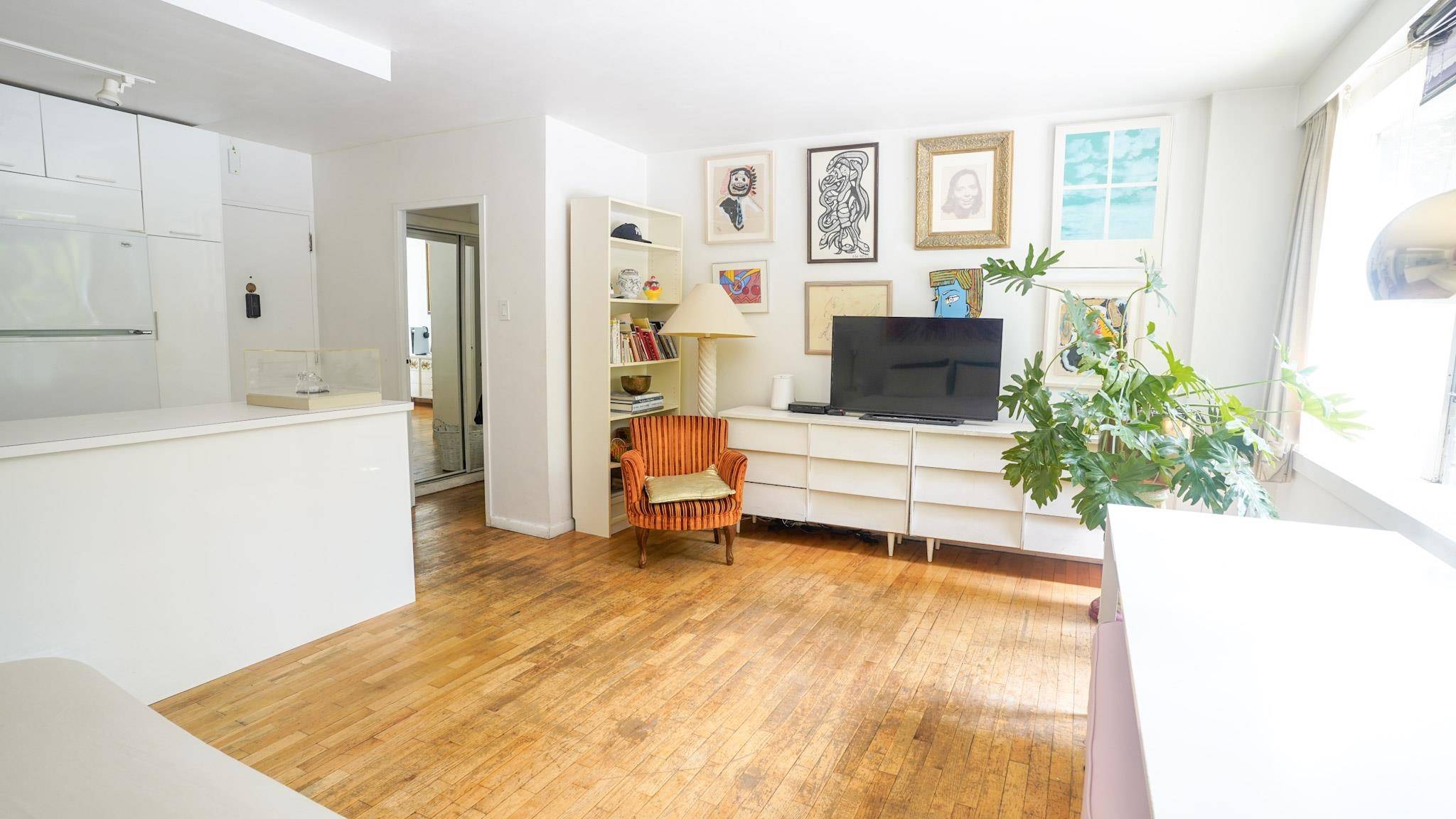 Vancouver, BC V6H 1S5,1445 Marpole AVE #313