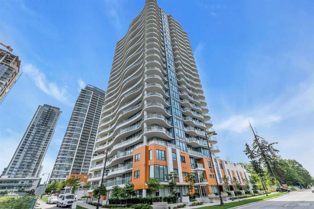 Surrey, BC V3T 0R2,13318 104 AVE #1902