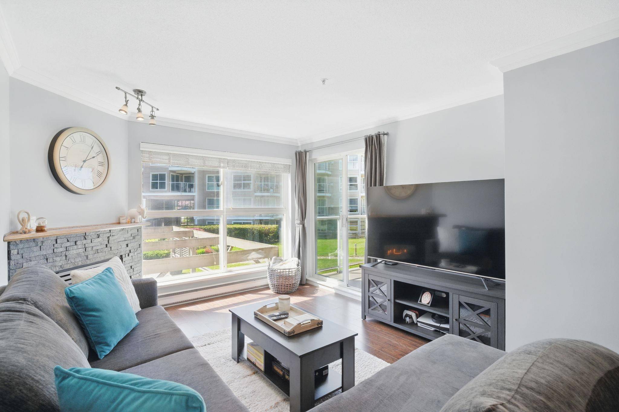 Richmond, BC V7C 5P5,5880 Dover CRES #223
