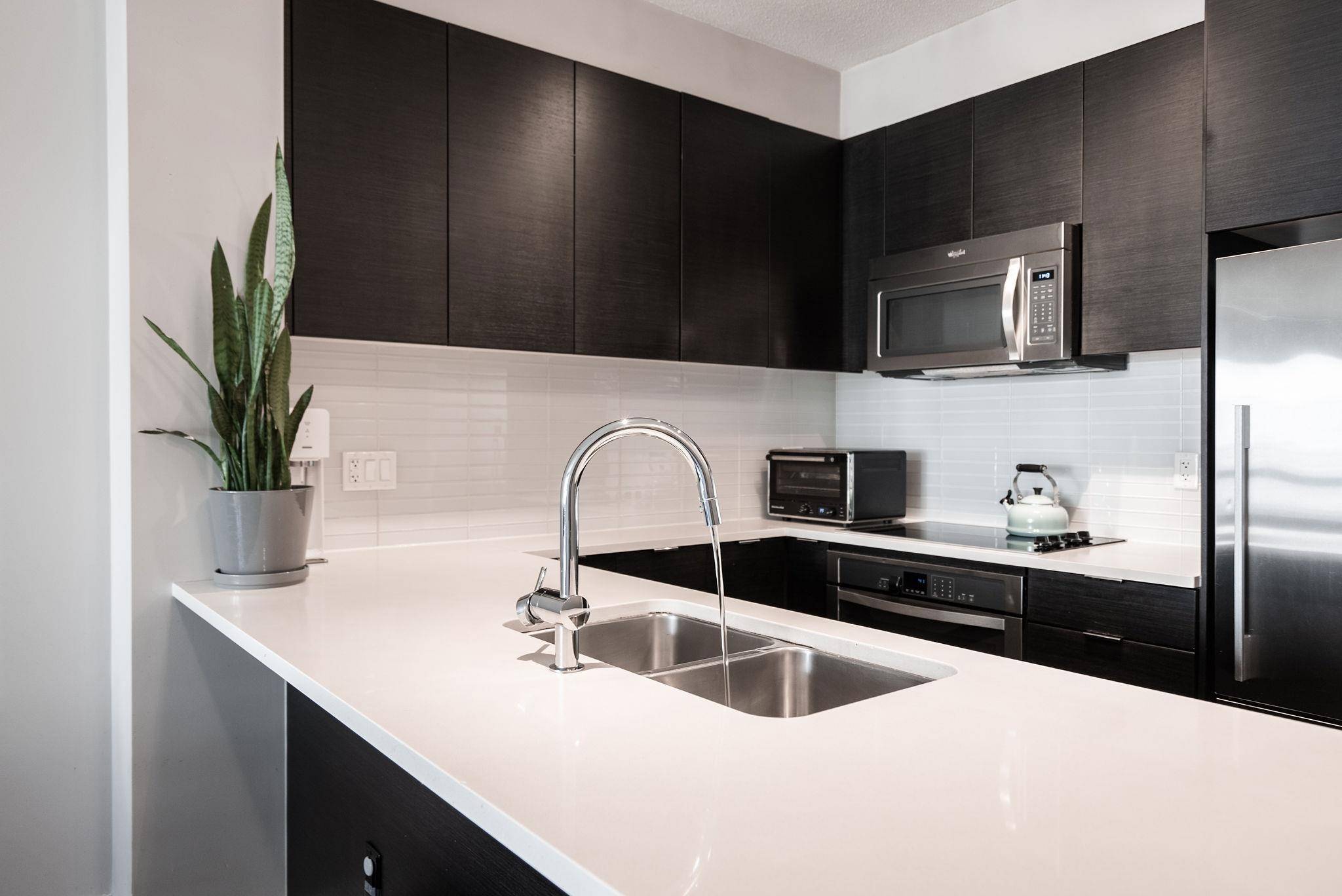Vancouver, BC V7J 0A8,2665 Mountain HWY #410