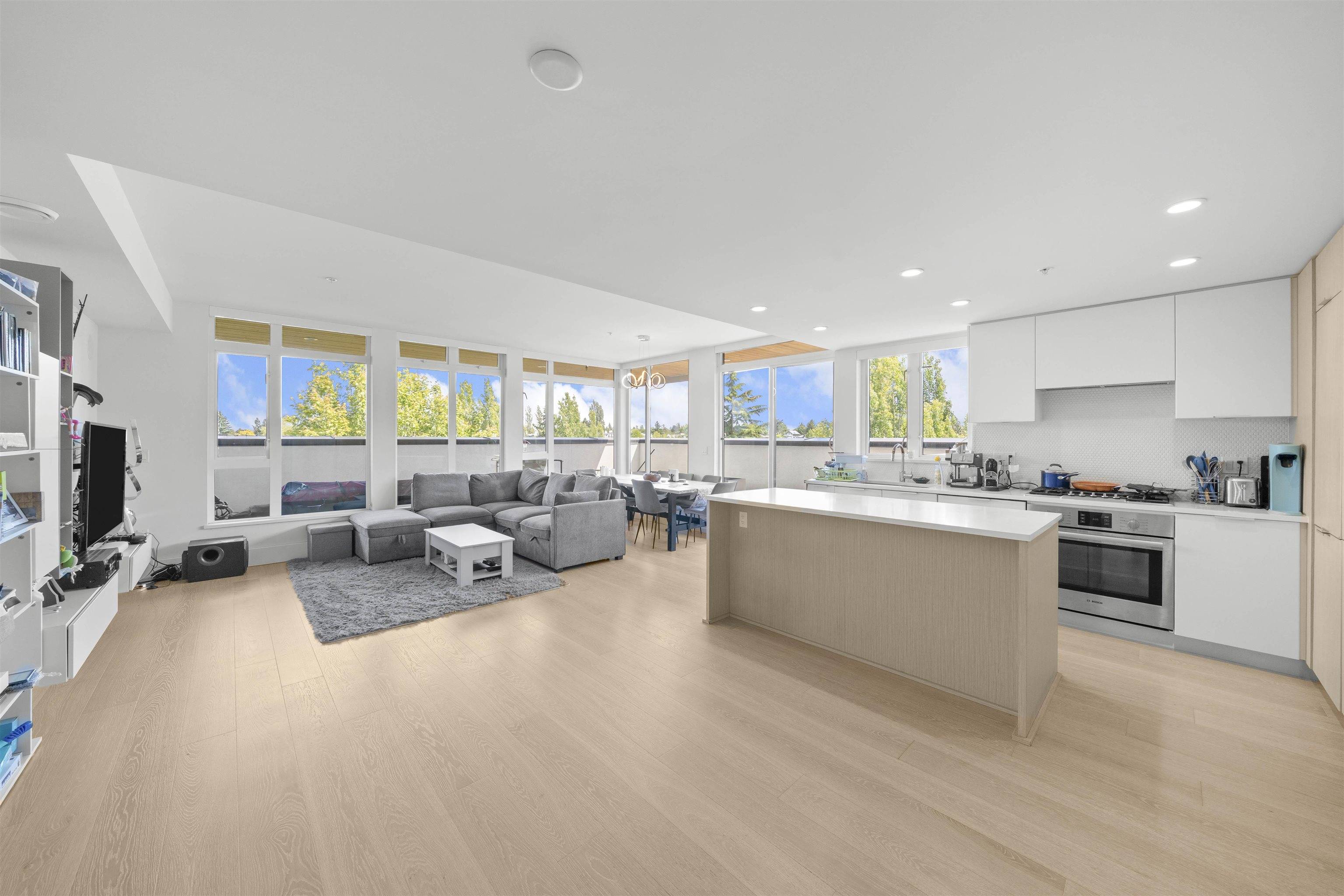 Vancouver, BC V5W 2R2,5085 Main ST #602