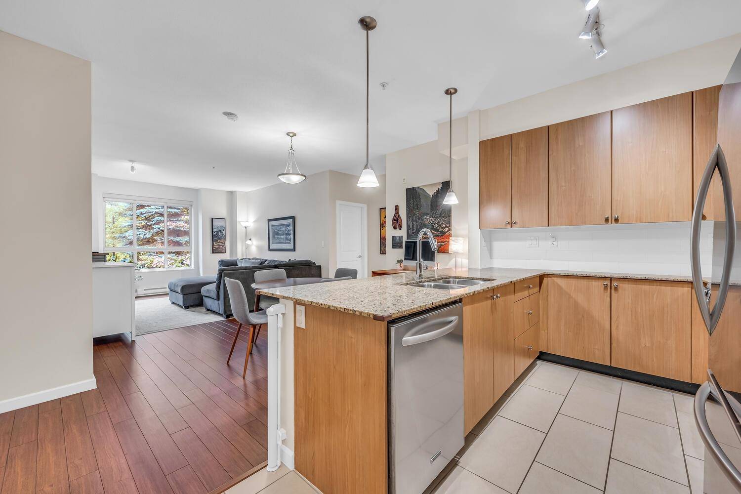 New Westminster, BC V3L 0C3,270 Francis WAY #208