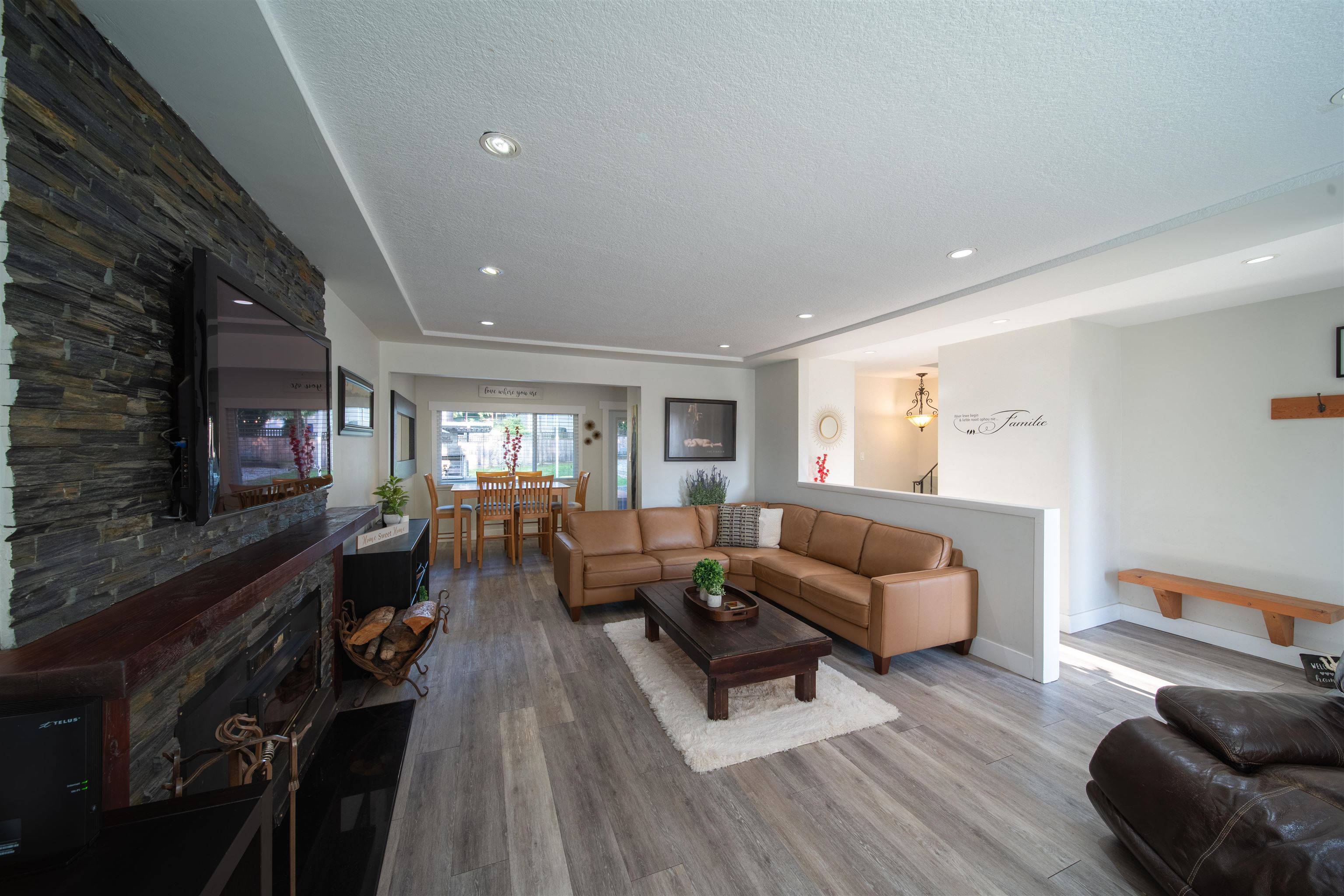 Surrey, BC V3V 3Z1,9724 115a ST