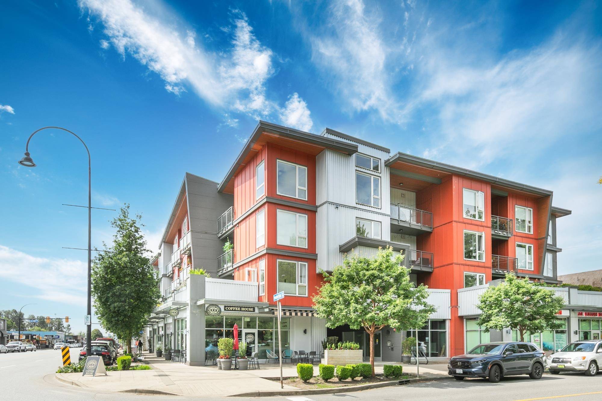North Vancouver, BC V7P 1R5,1201 W 16th ST #201