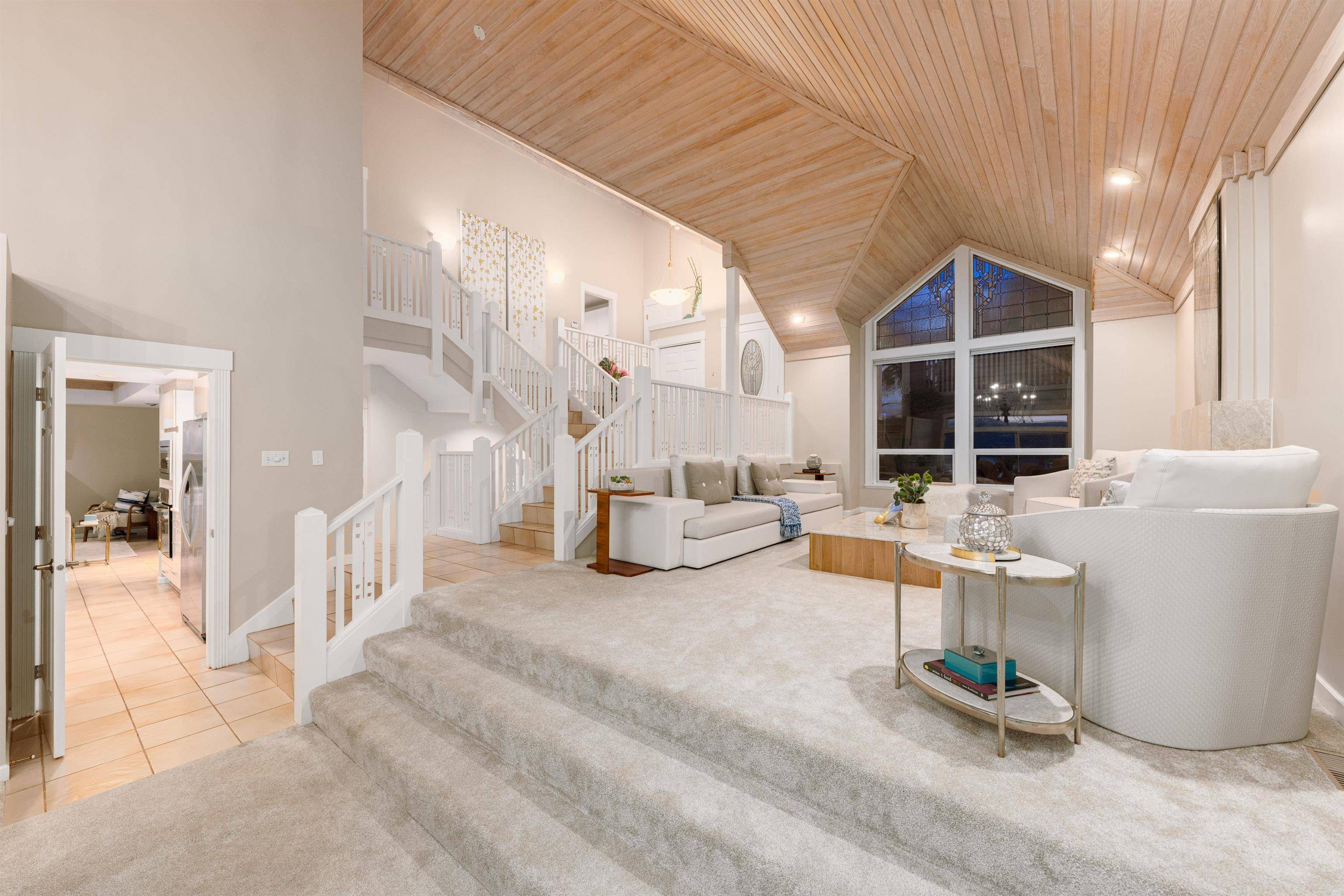West Vancouver, BC V7W 3A8,5433 Monte Bre PL