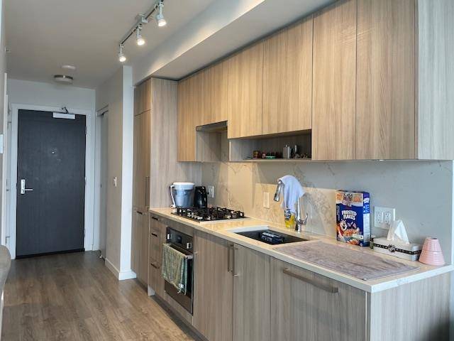Surrey, BC V3T 0S1,13350 Central AVE #2904