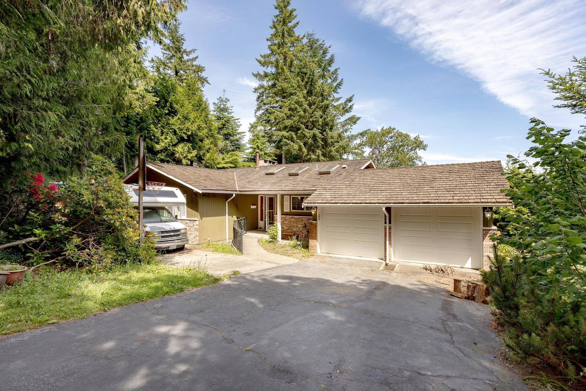 Port Moody, BC V3H 2M3,1890 Charles ST
