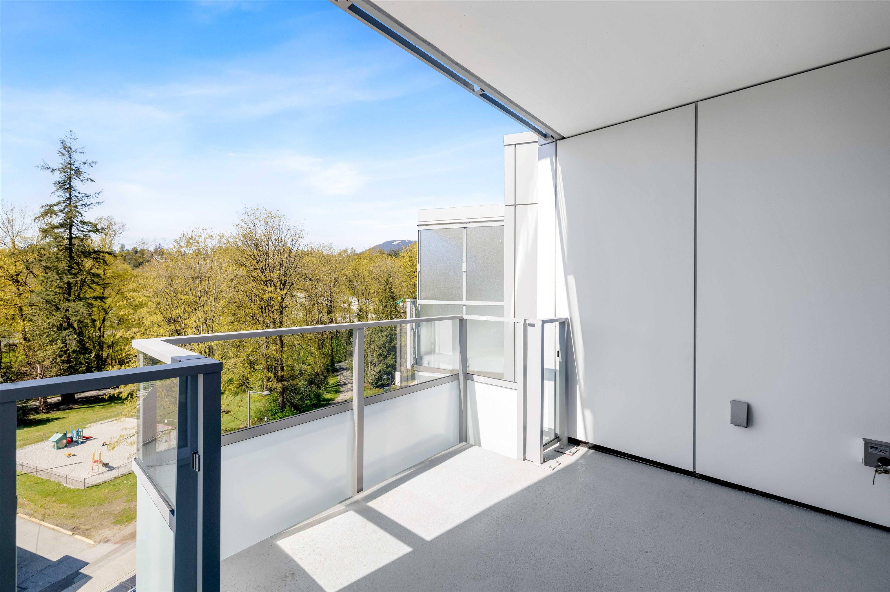 North Vancouver, BC V7J 0E6,1500 Fern ST #618