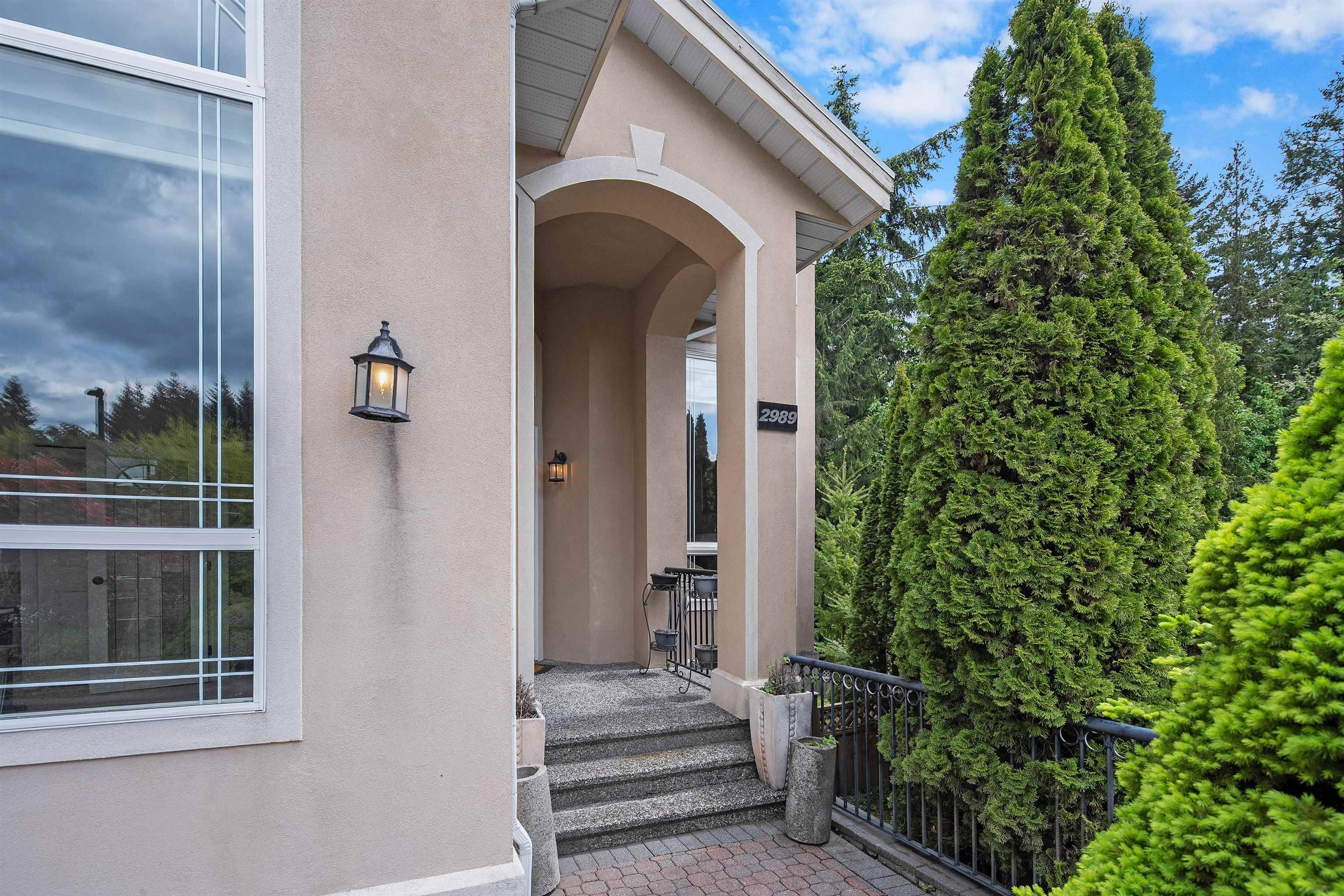 Coquitlam, BC V3E 3M6,2989 Forestridge PL