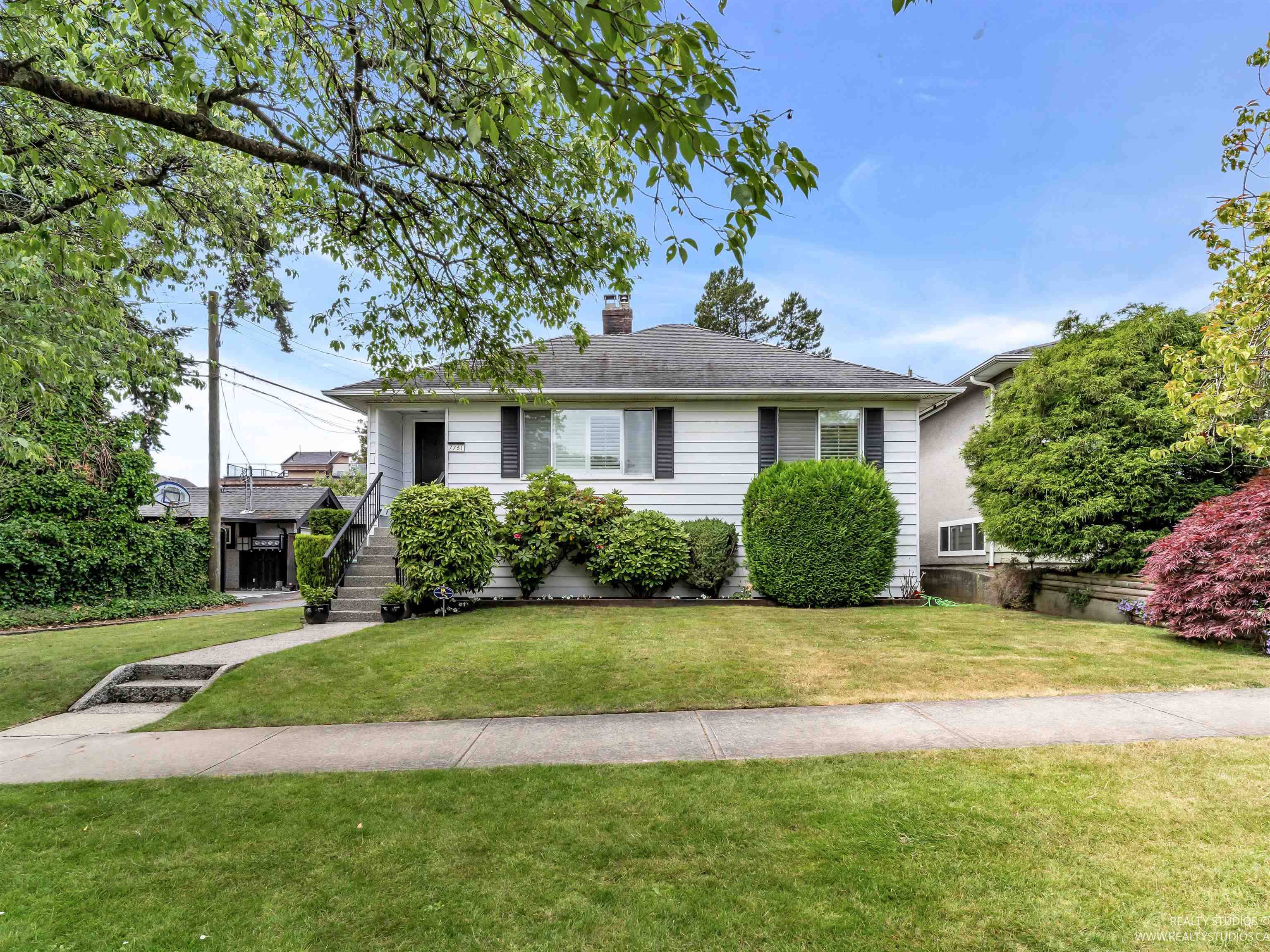 Vancouver, BC V6P 4C8,7761 Osler ST