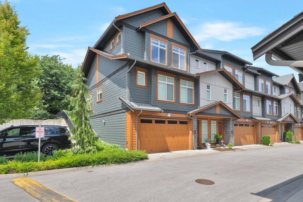 Surrey, BC V4N 6V2,17033 Fraser HWY #19