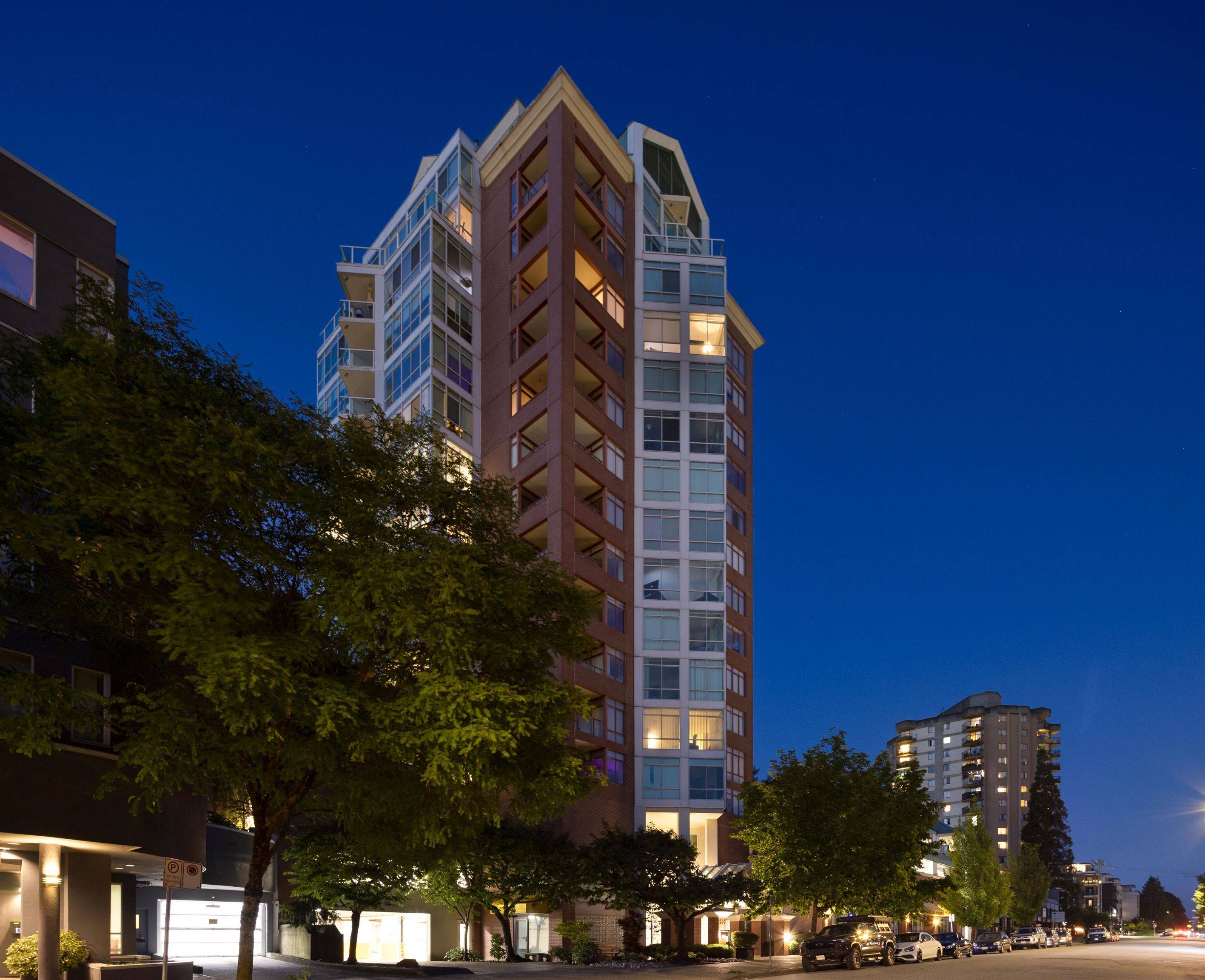 North Vancouver, BC V7L 1C3,130 2nd St E #1202