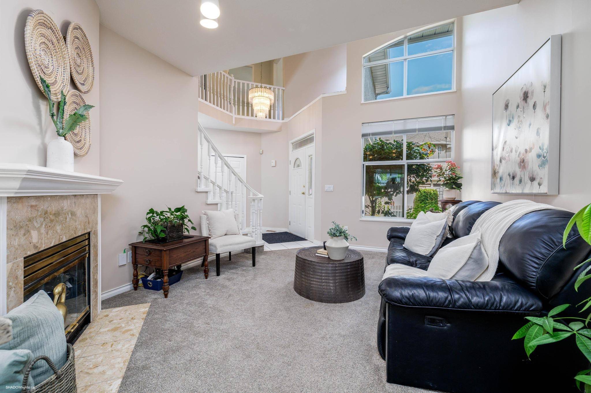 Surrey, BC V3X 3G7,6211 W Boundary DR #13