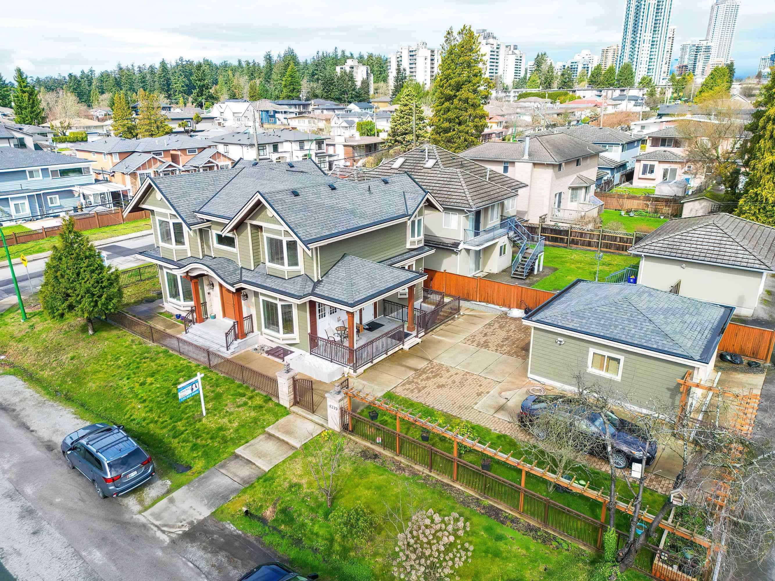 Burnaby, BC V5J 1N9,4319 Greta ST