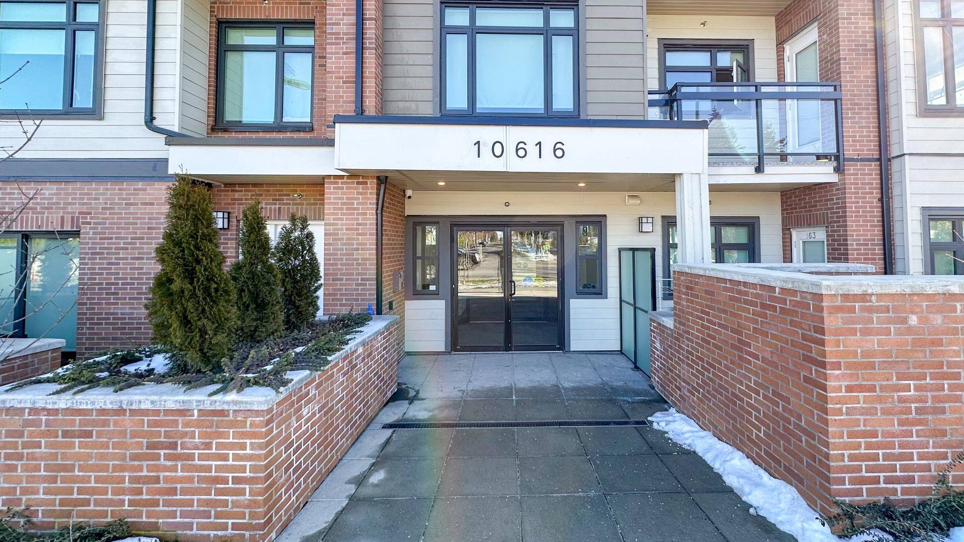 Surrey, BC V3T 0T3,10616 132 ST #301