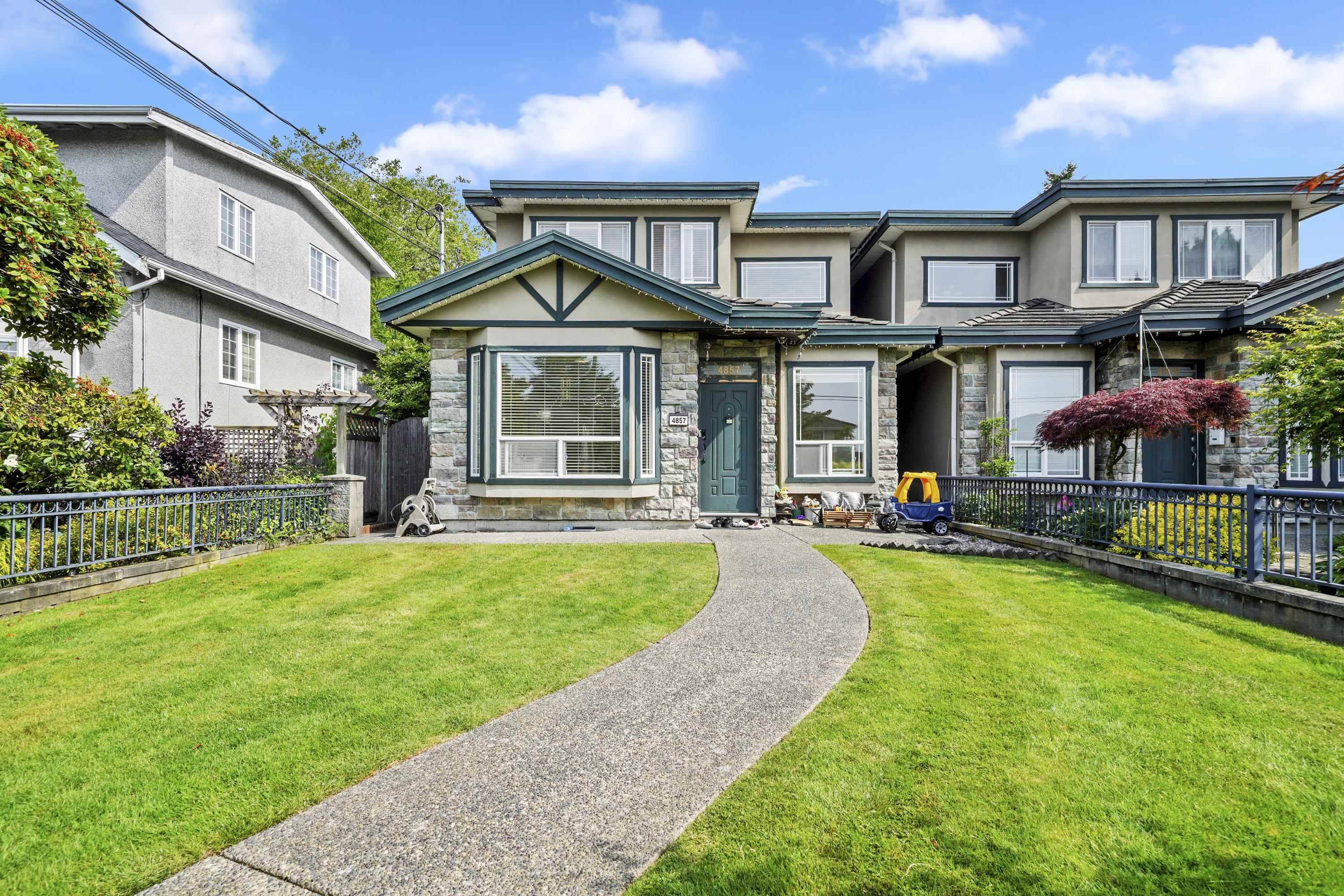 Burnaby, BC V5J 1S5,4857 Victory ST