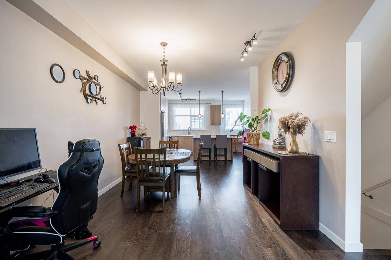 Surrey, BC V4N 1E3,8355 164 ST #9