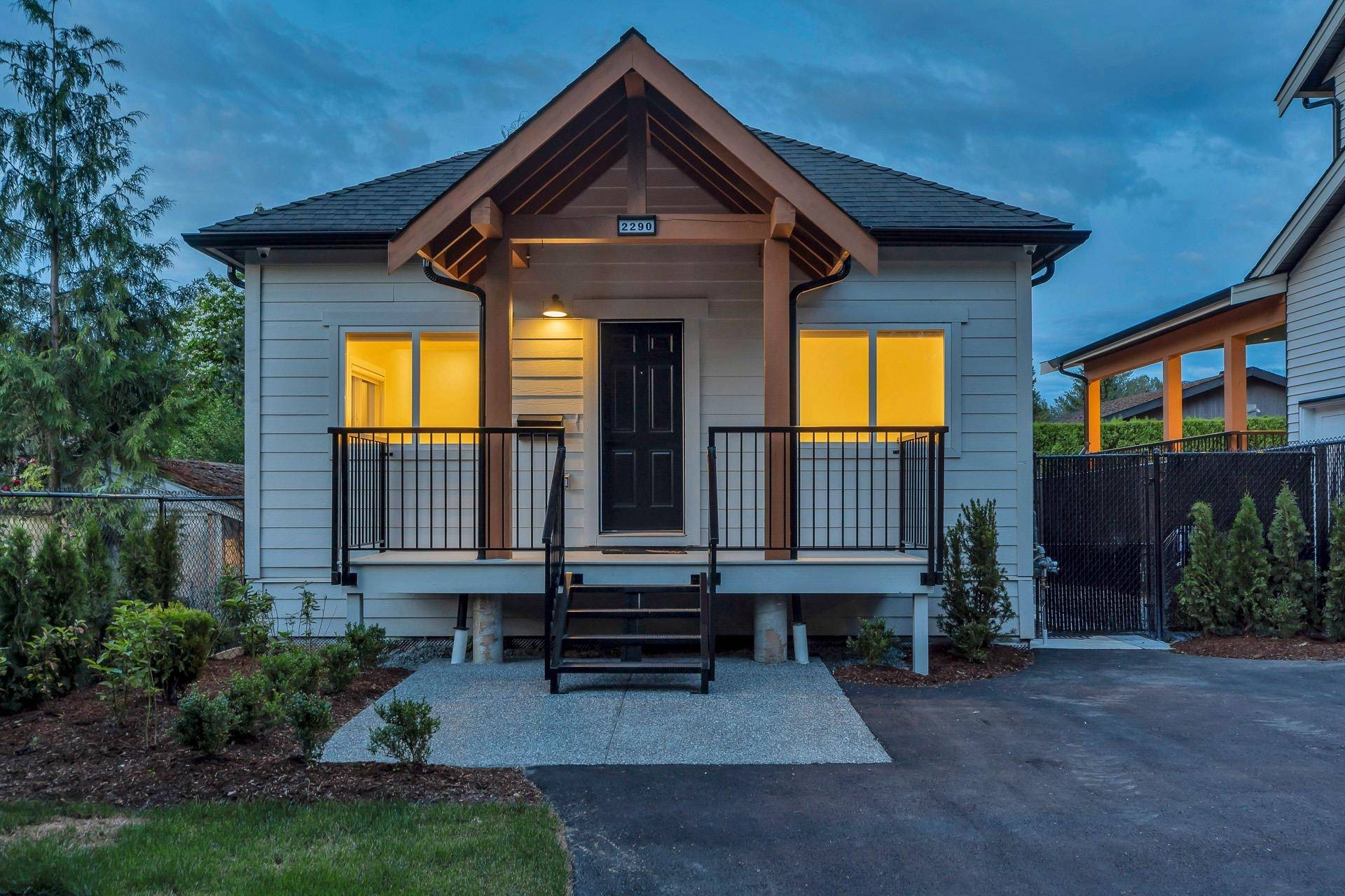 Abbotsford, BC V2S 3X4,2290 Mouldstade RD