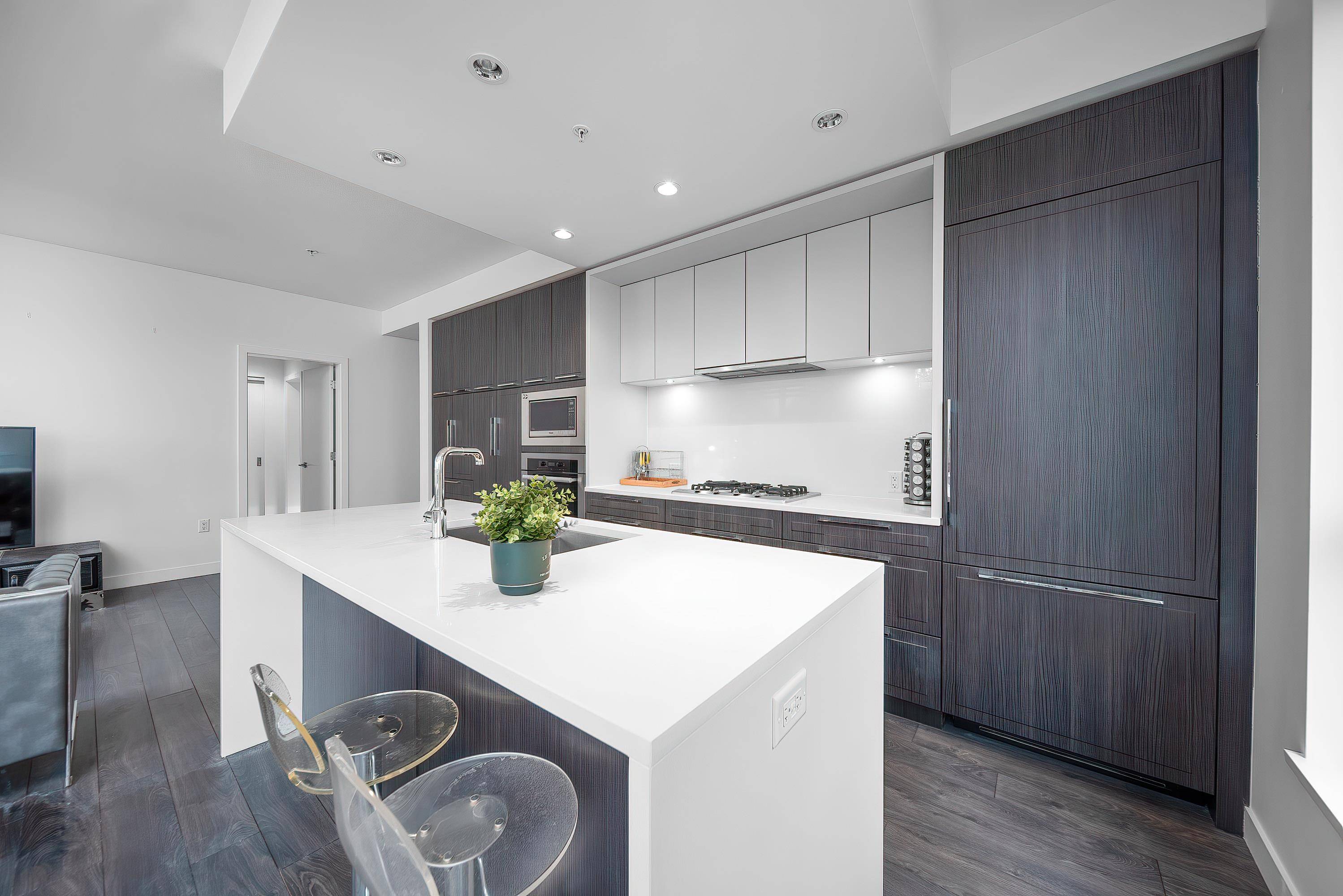 Vancouver, BC V6P 0E6,6677 Cambie ST #505