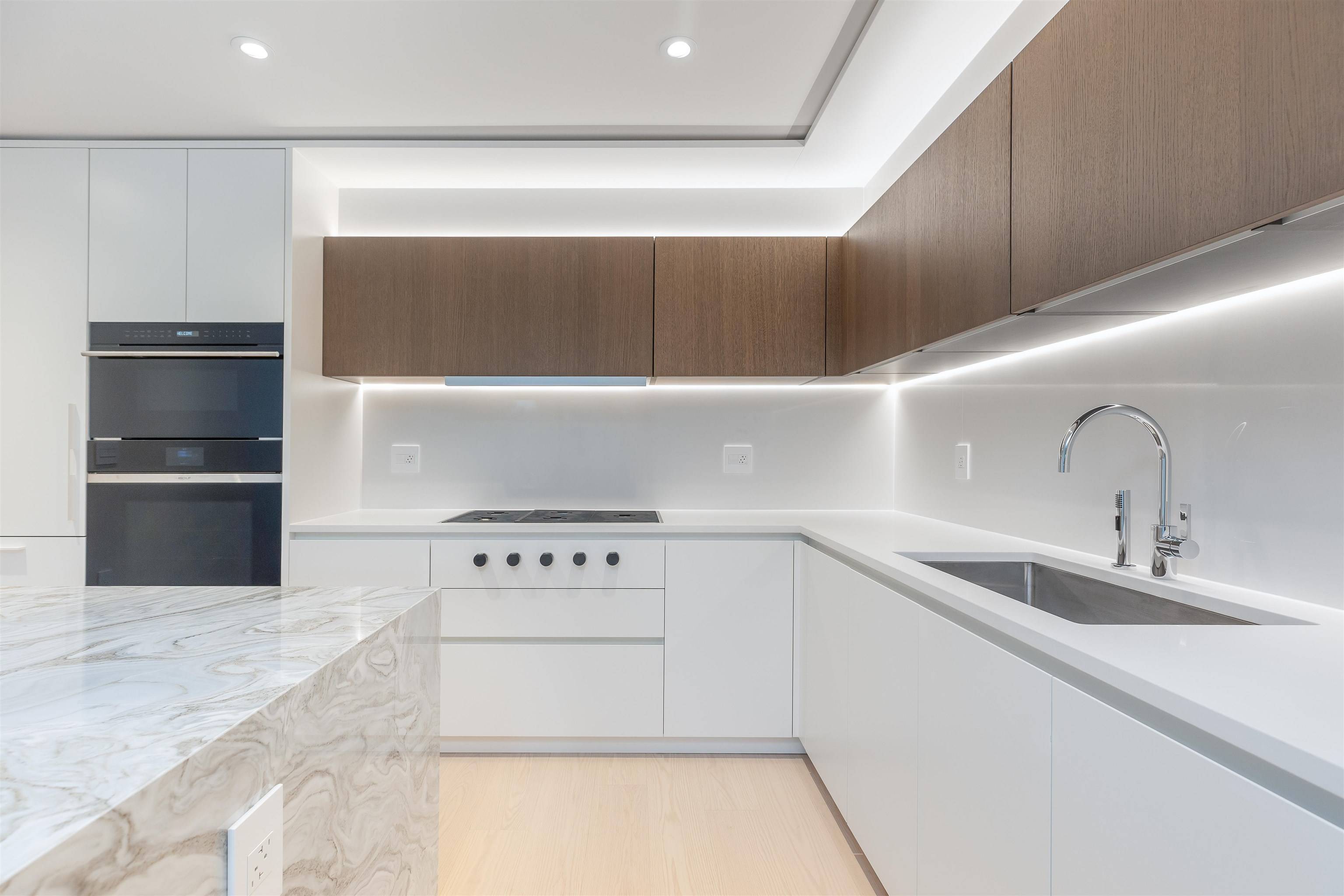 Vancouver, BC V6S 2G5,3596 West 28th AVE #303