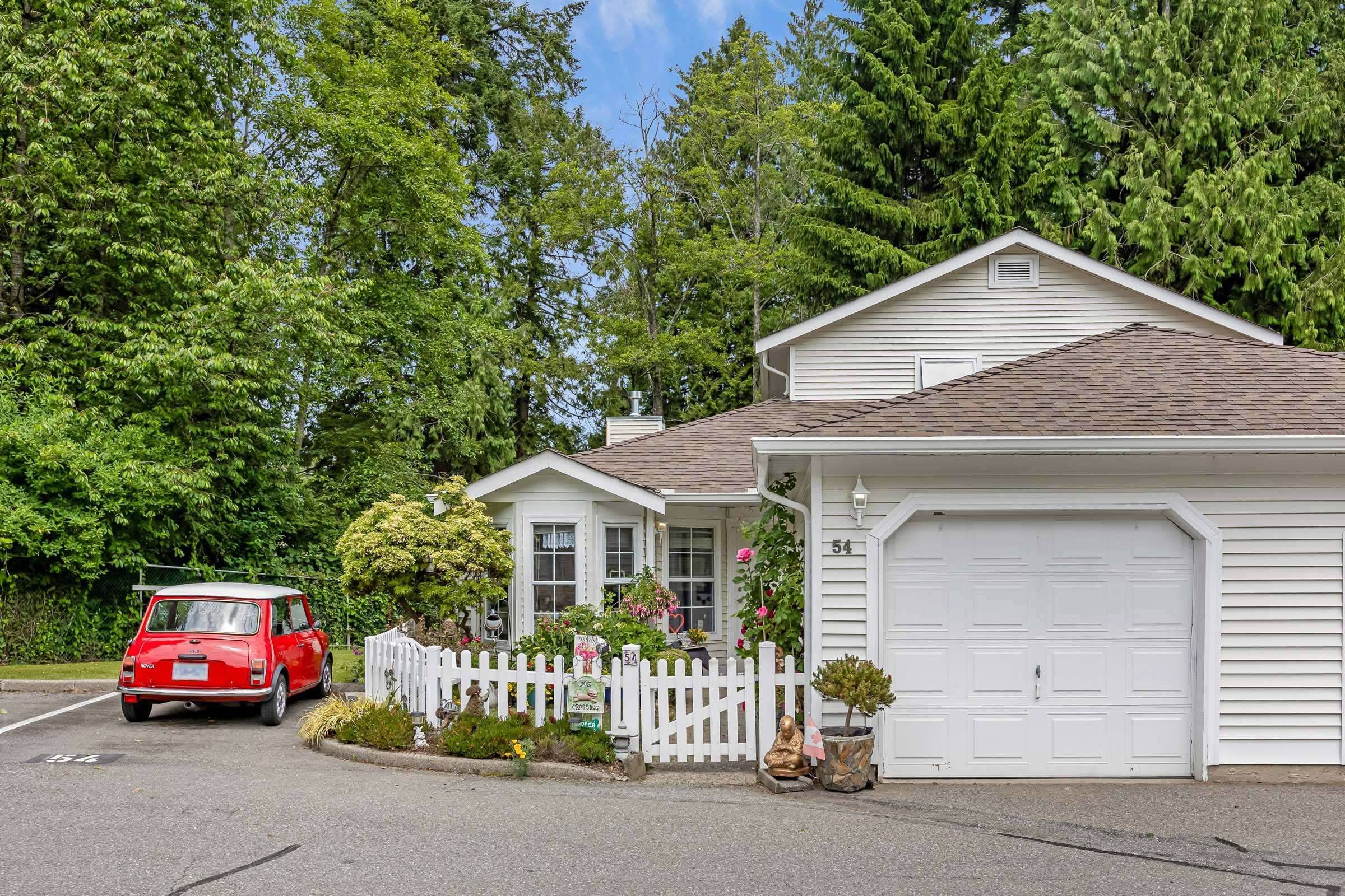 Surrey, BC V3W 0C6,6537 138 ST #54
