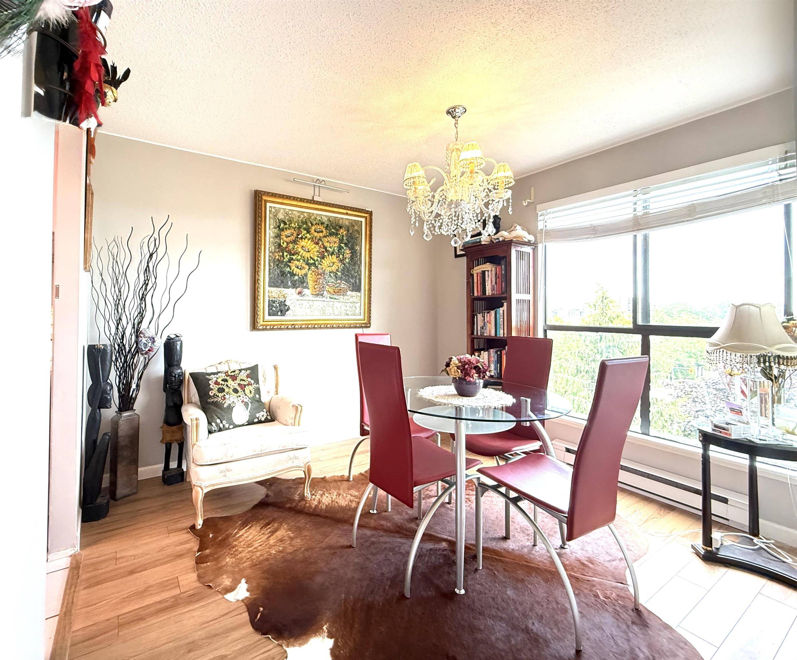 Richmond, BC V6Y 3W5,7040 Granville AVE #703