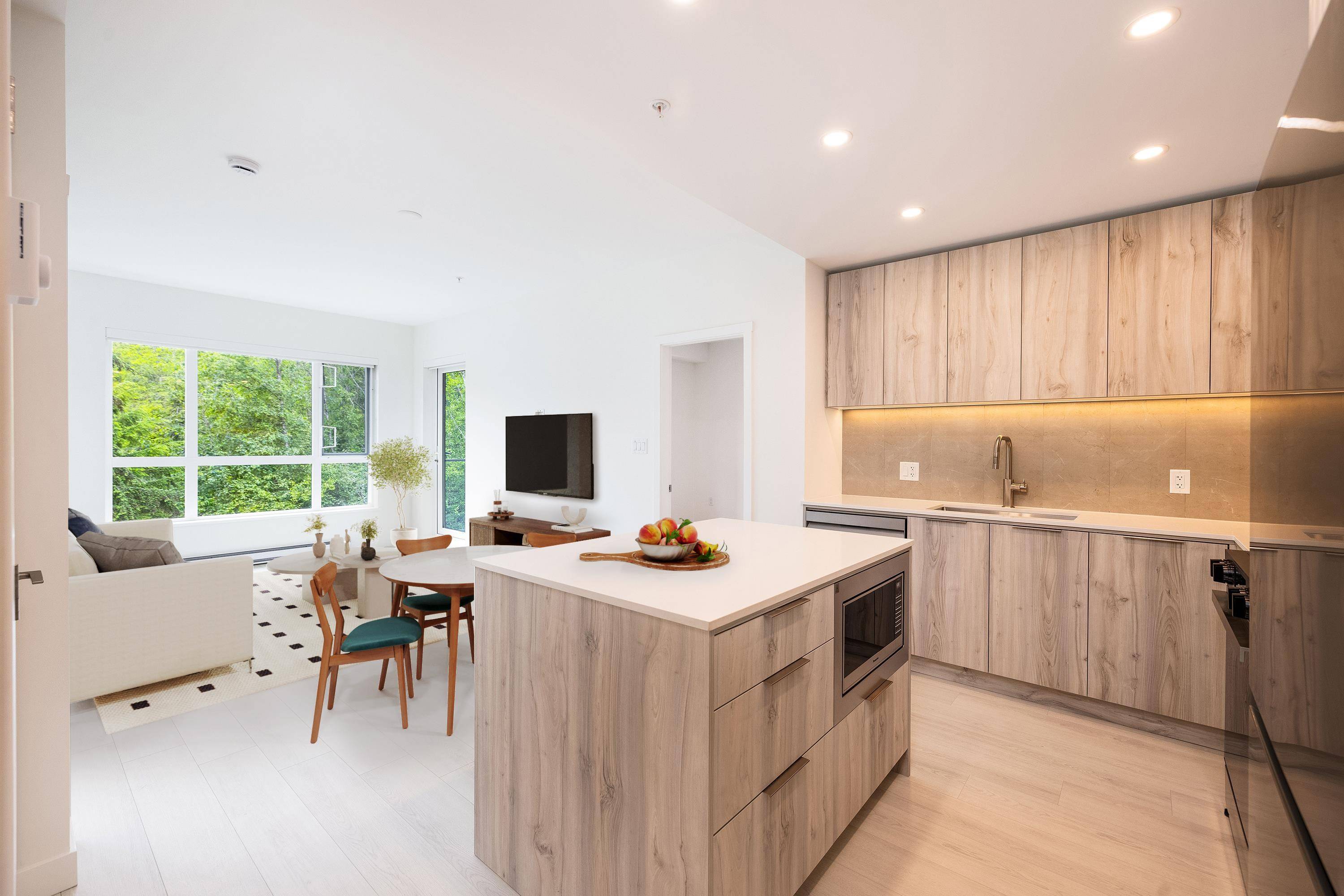 North Vancouver, BC V7G 0B4,3594 Malsum DR #406