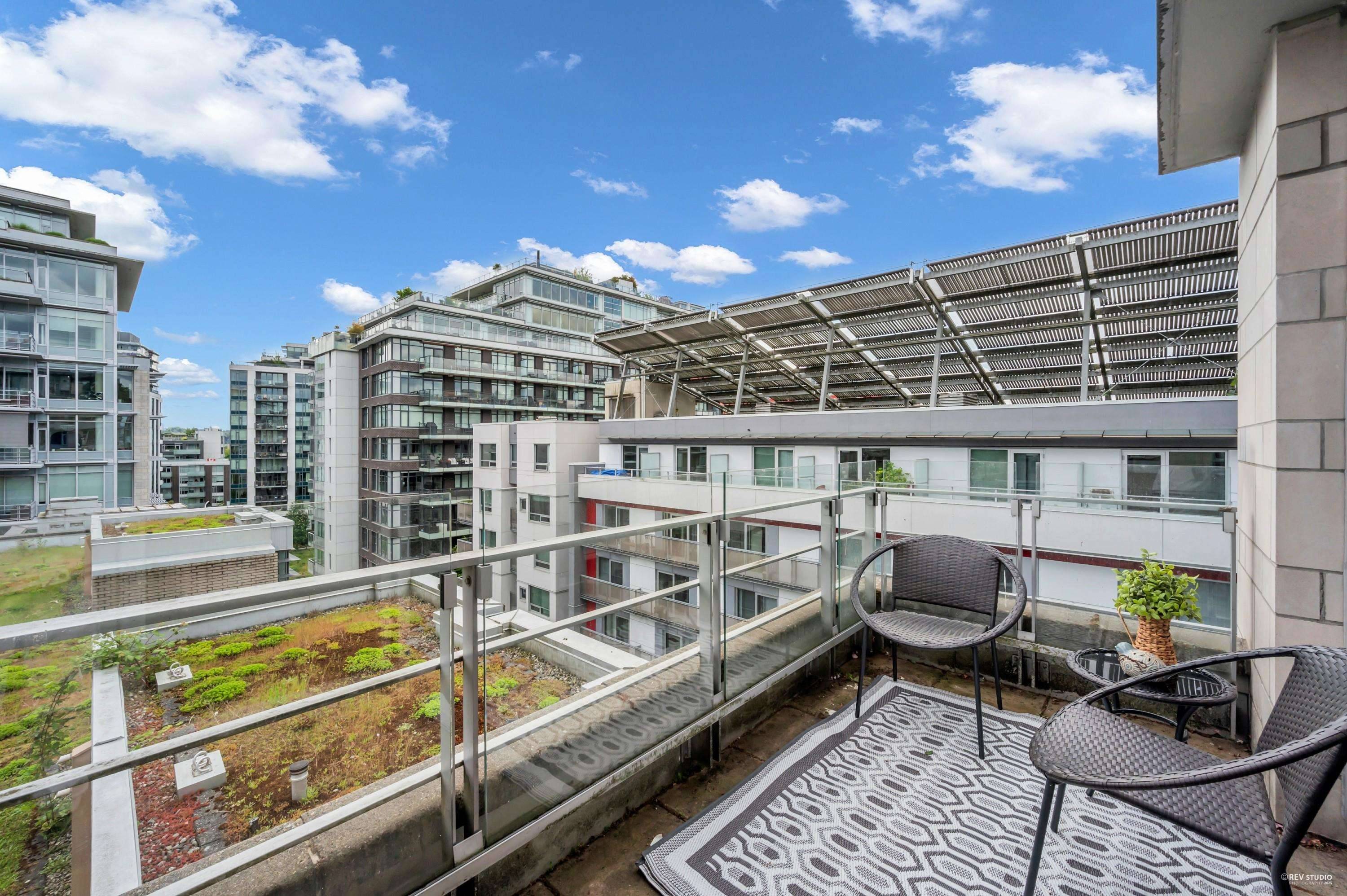 Vancouver, BC V5Y 0C6,77 Walter Hardwick AVE #701