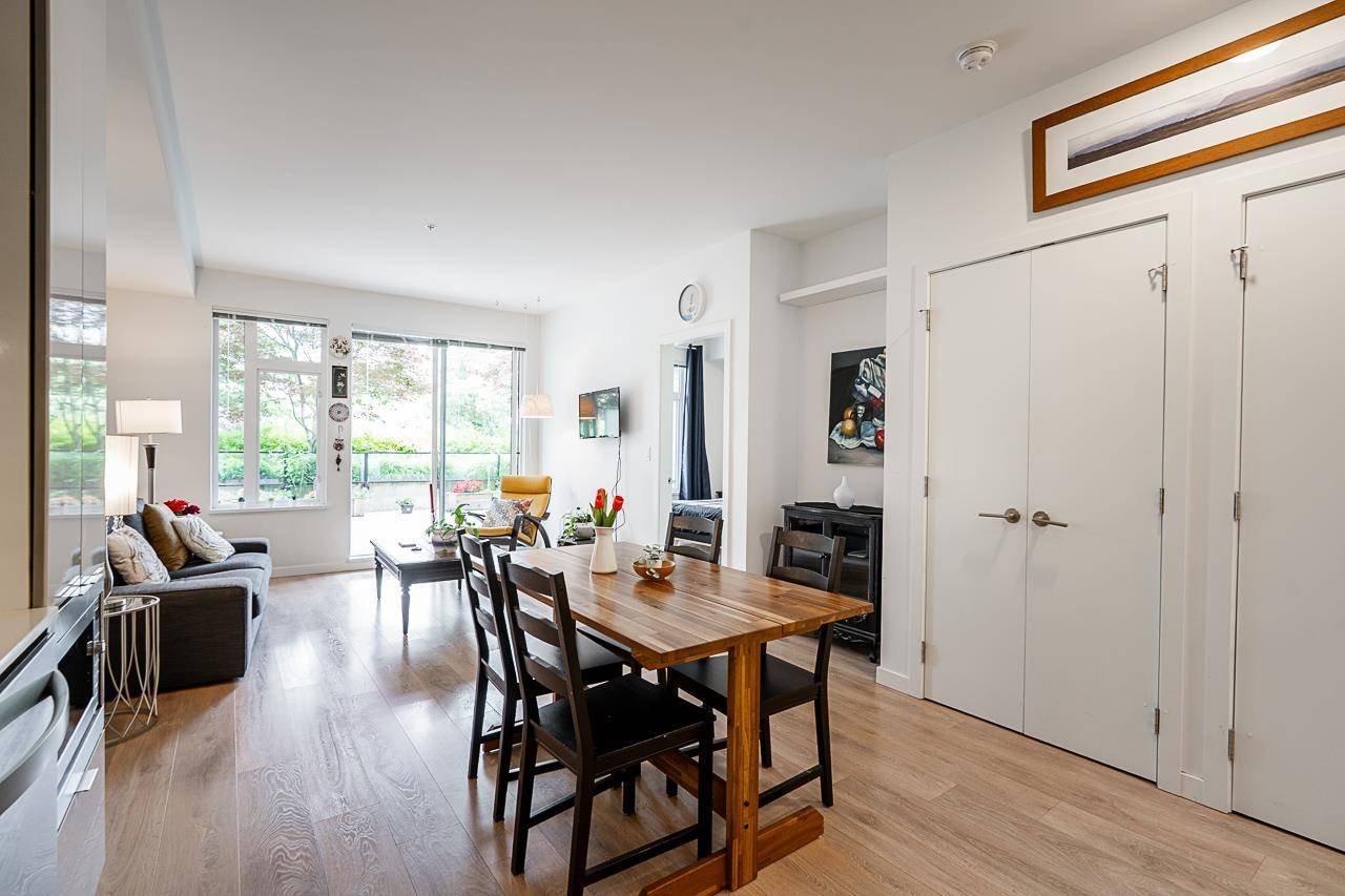 North Vancouver, BC V7M 0G2,725 Marine DR #218