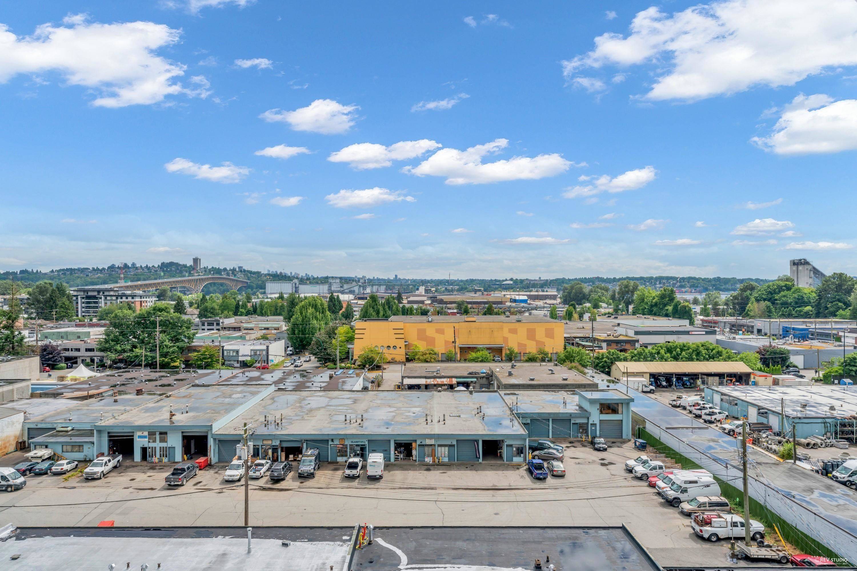 North Vancouver, BC V7J 0E2,1401 Hunter ST #804