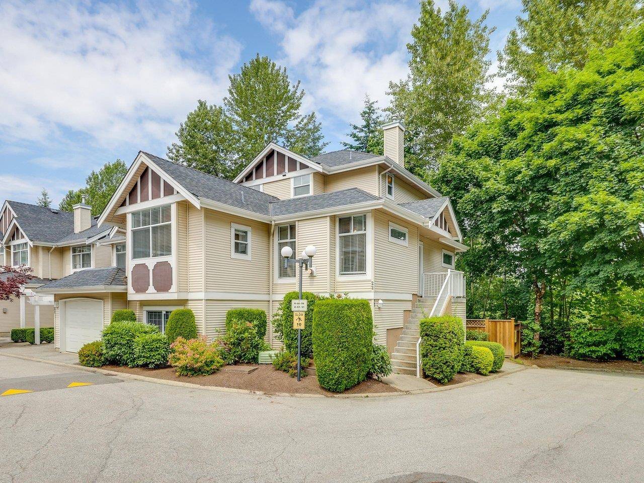 Burnaby, BC V3N 5B4,7488 Mulberry PL #22