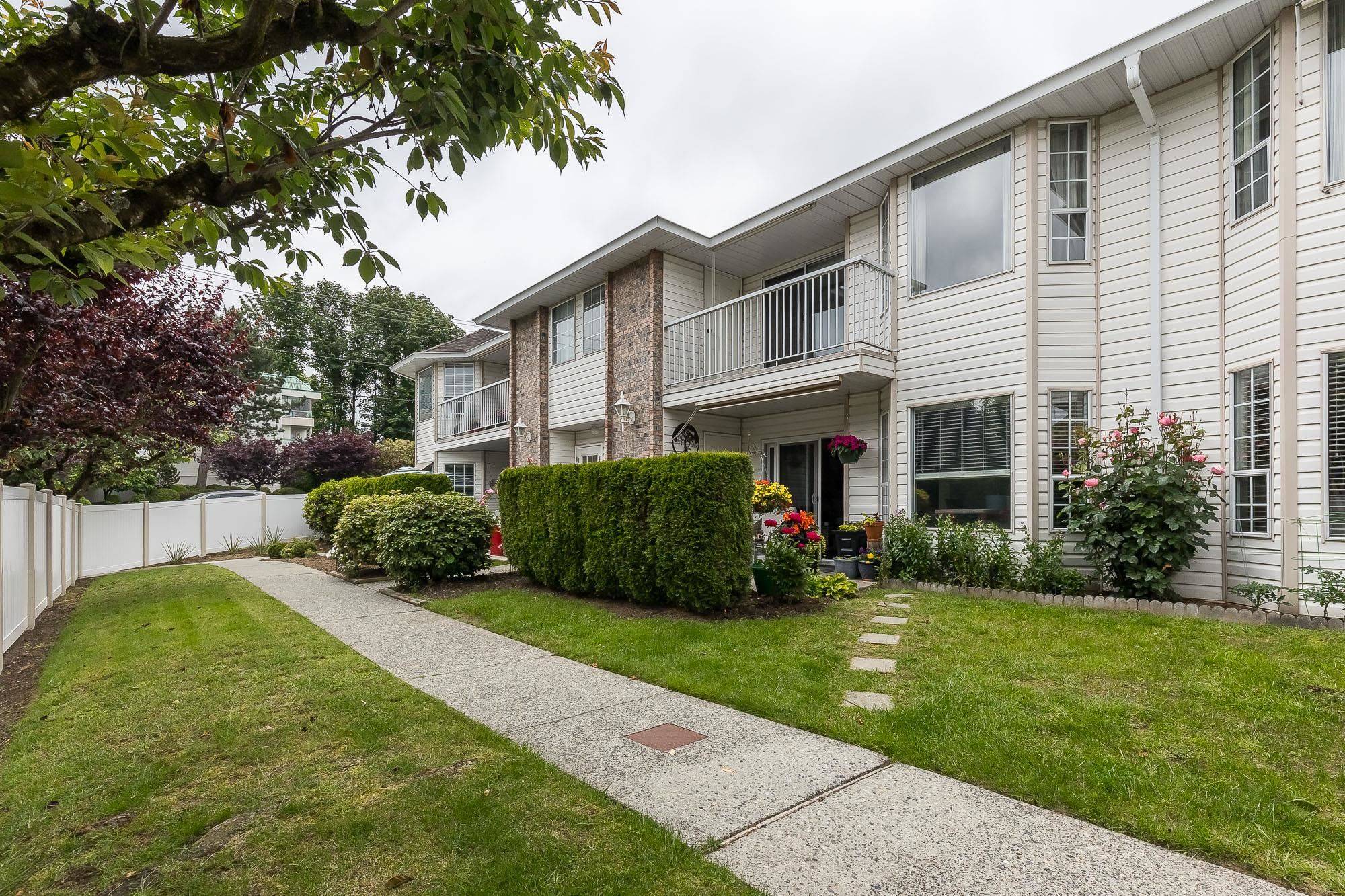 Abbotsford, BC V2S 7Y1,2901 Trafalgar ST #4