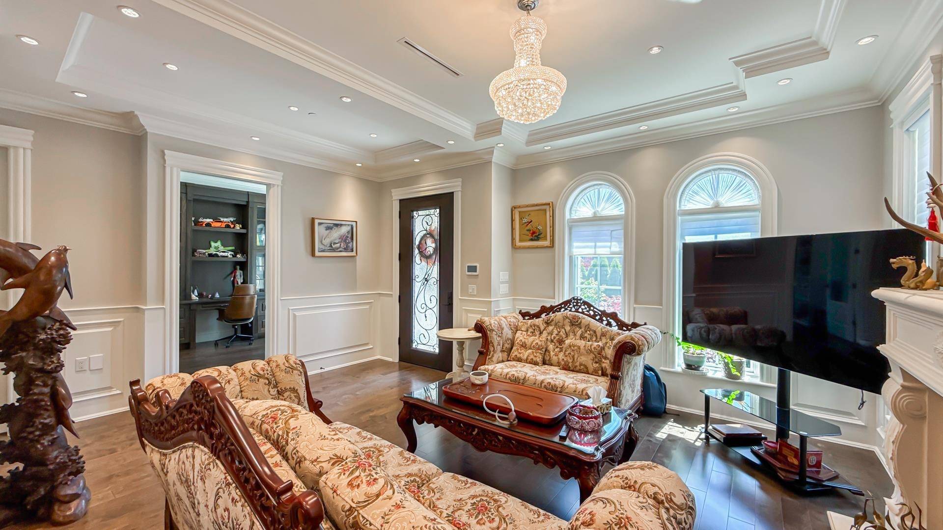 Vancouver, BC V6N 3C8,2921 W 41st AVE