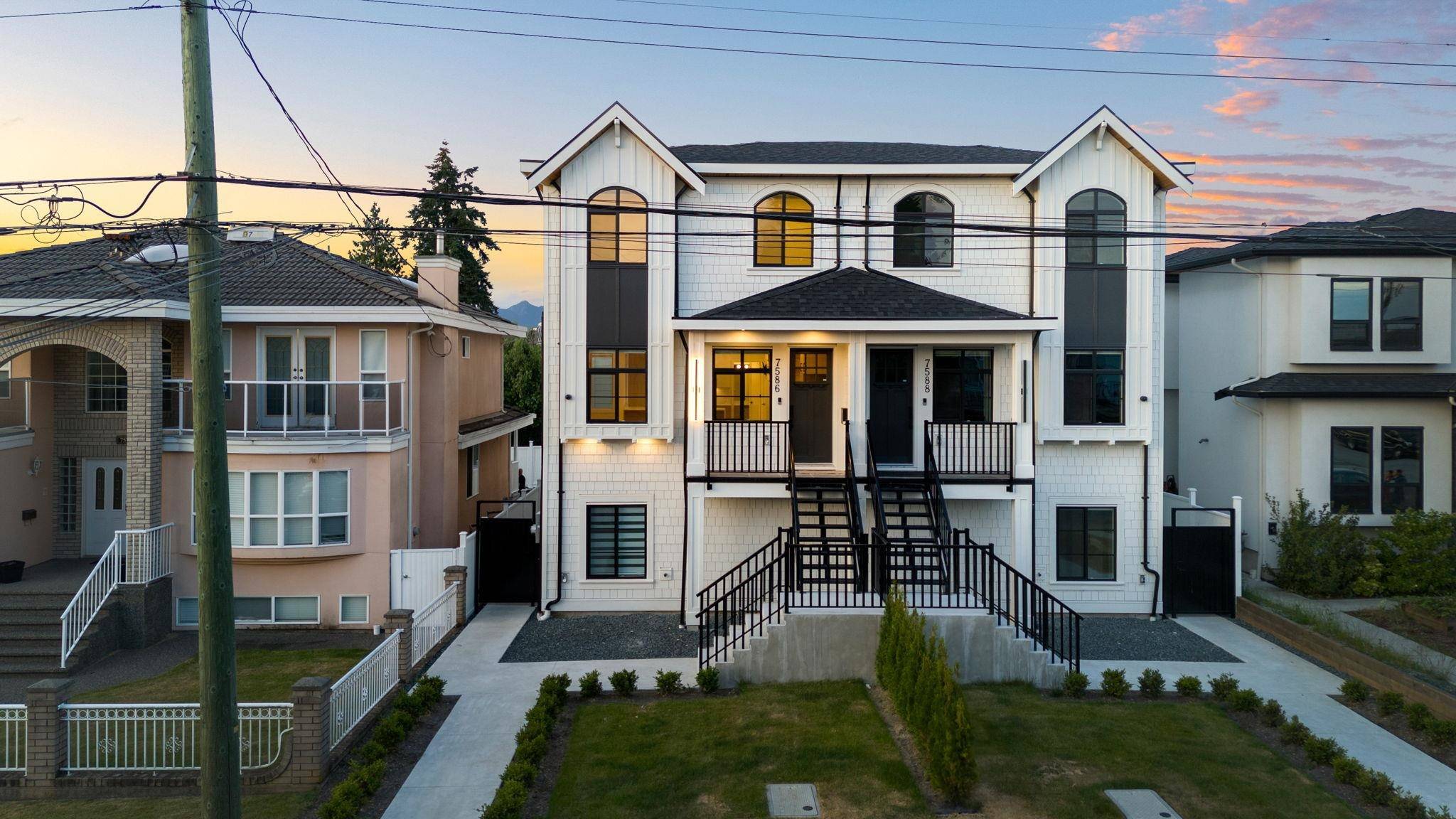 Burnaby, BC V3N 3R6,7586 2nd ST