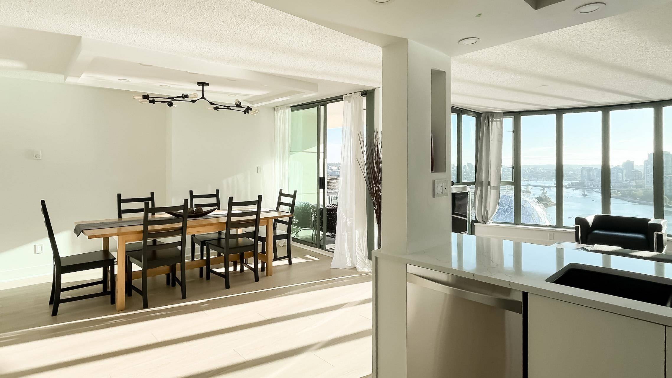 Vancouver, BC V6A 4B3,1188 Quebec ST #2101