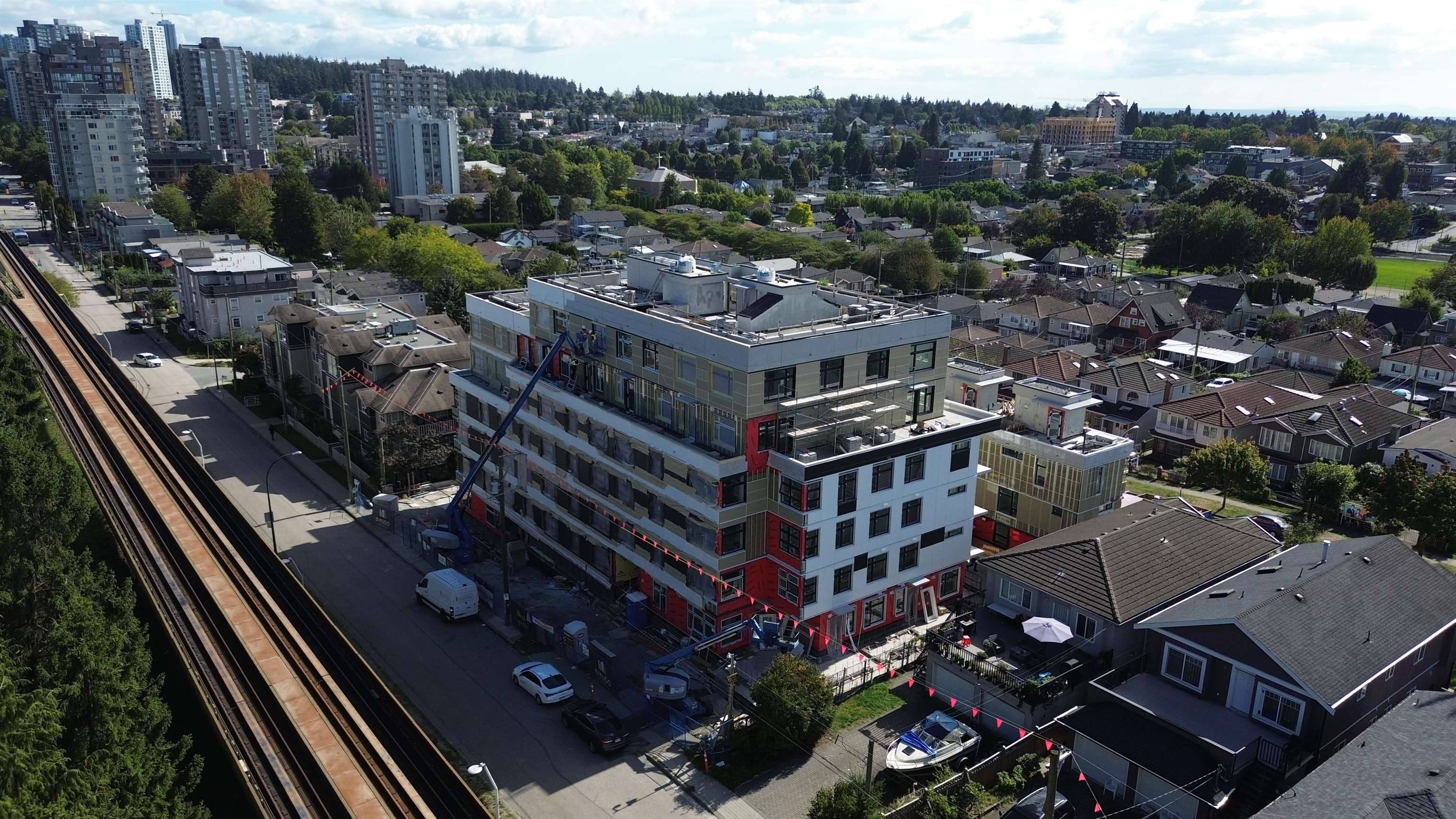 Vancouver, BC V5R 4V3,3264 Vanness AVE #405