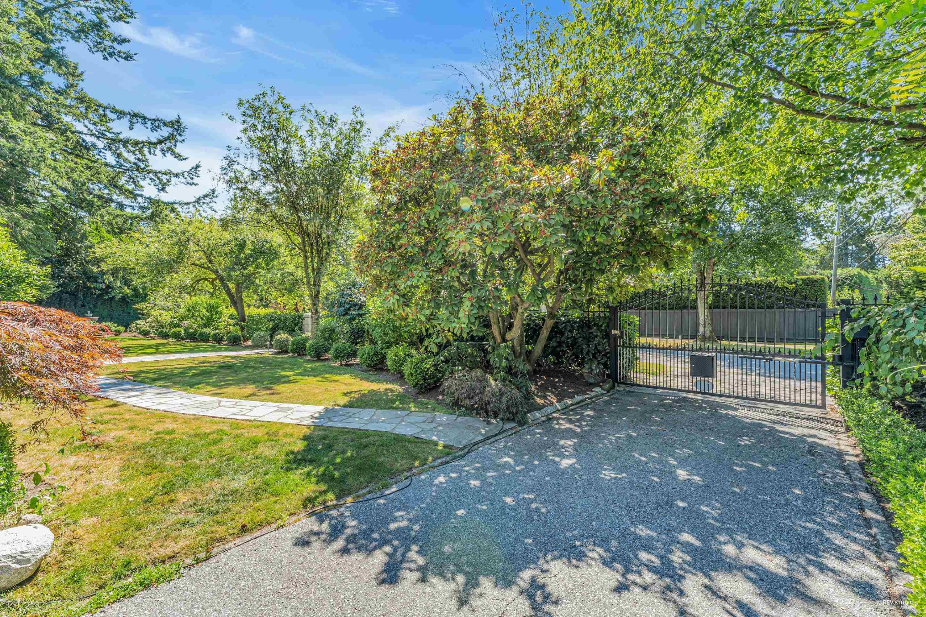 Vancouver, BC V6M 1S6,5550 Somerset CRES