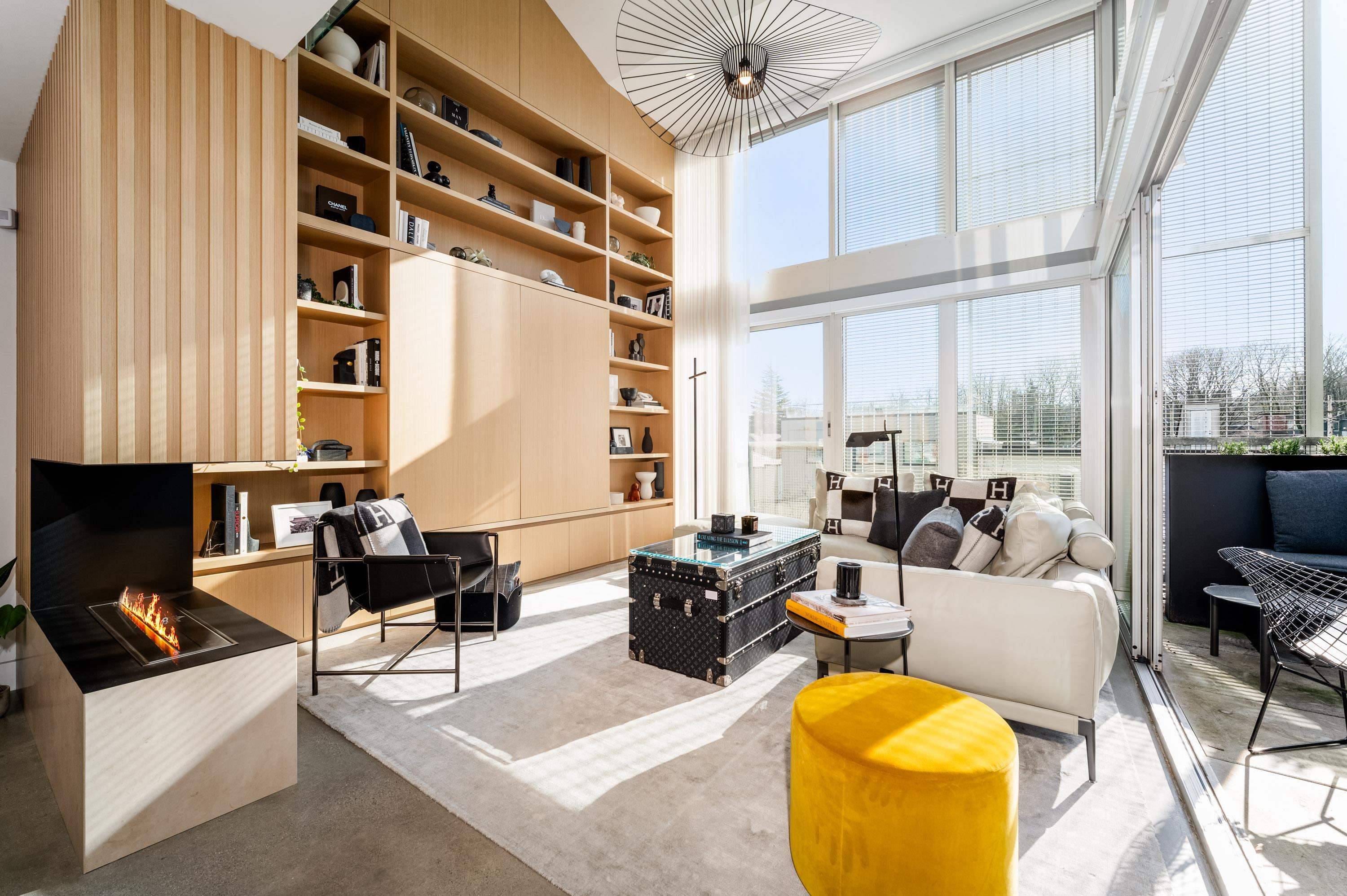 Vancouver, BC V6R 2H6,4387 W 10th AVE #401
