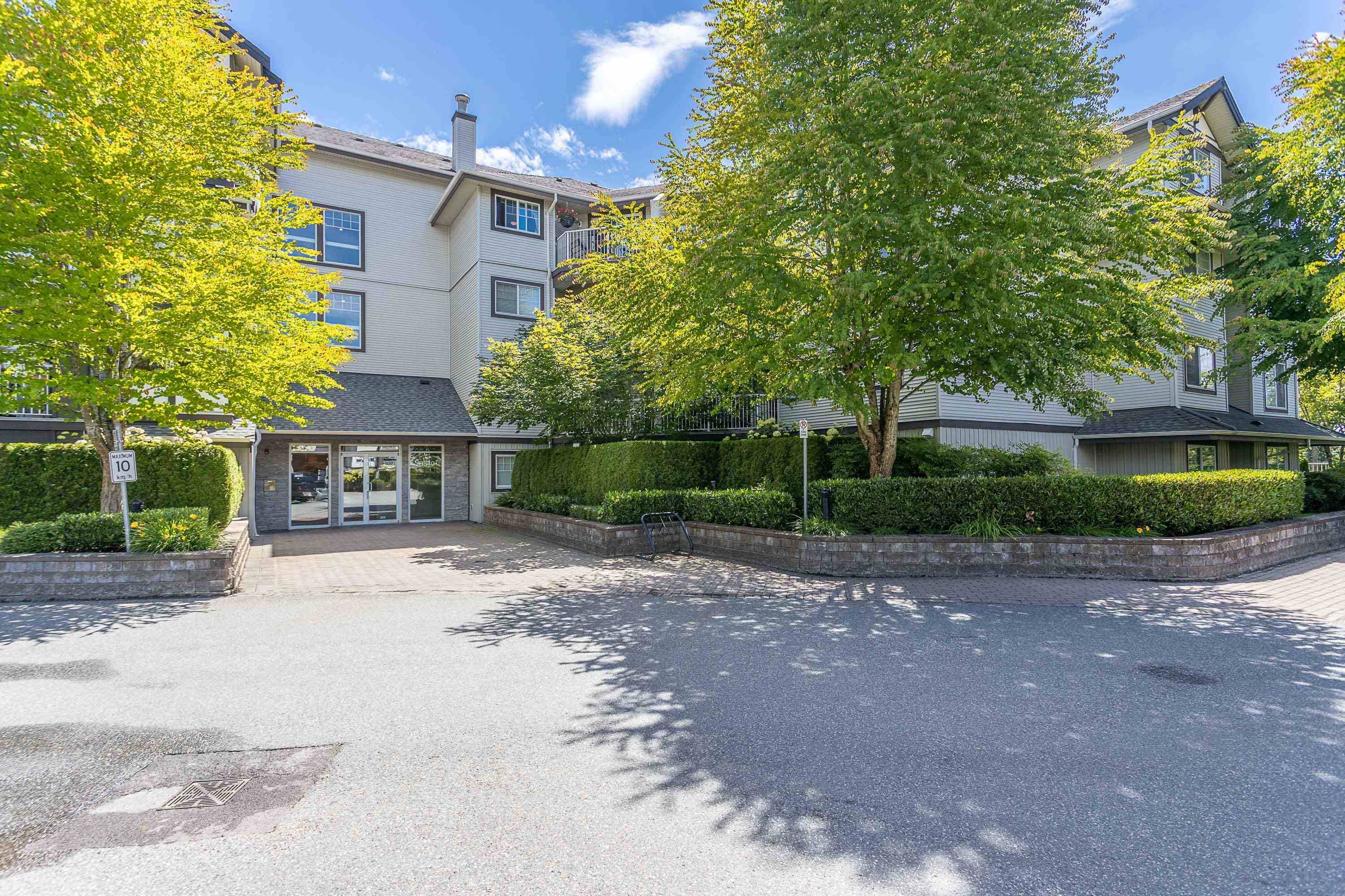 Surrey, BC V4N 0A3,19340 65 AVE #104