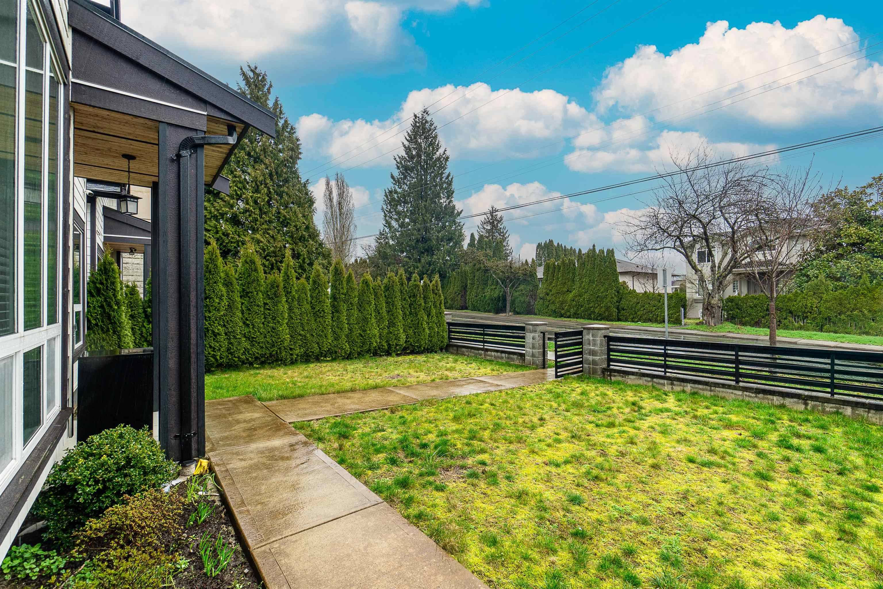 Burnaby, BC V5B 4J8,1483 Sperling AVE