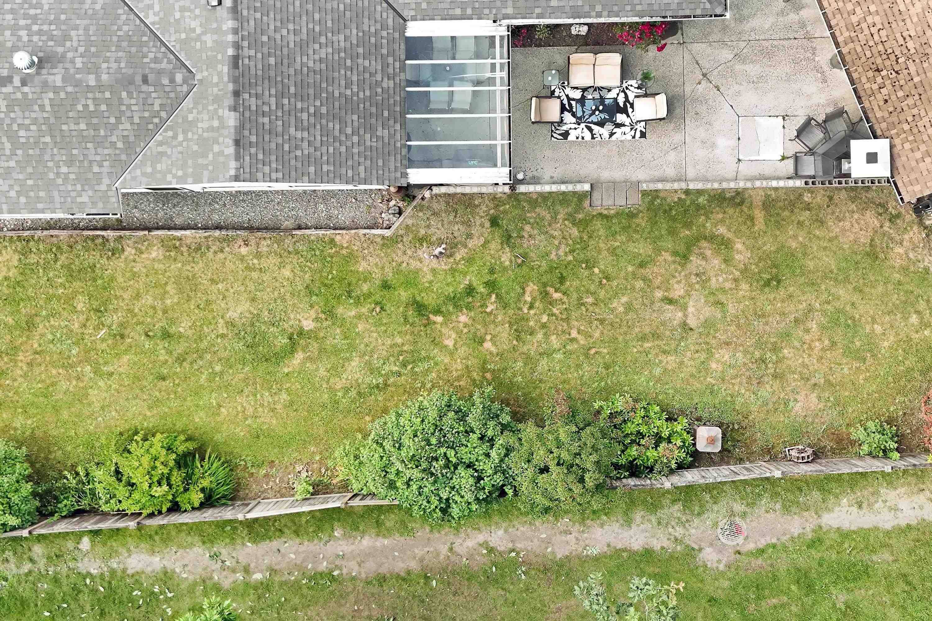 Surrey, BC V3R 4V9,14848 Lark PL