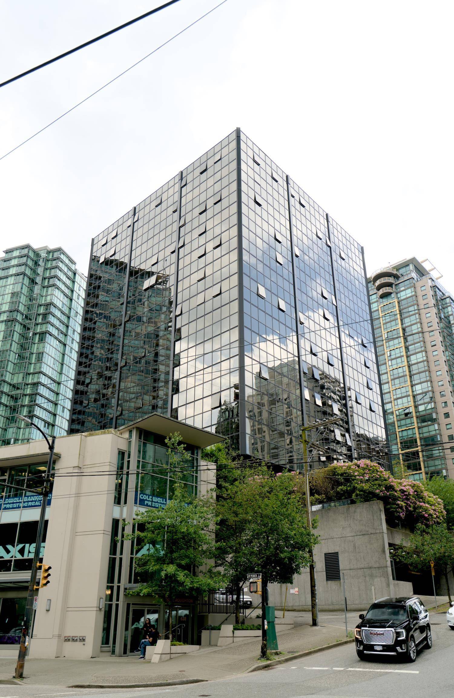 Vancouver, BC V6E 4V3,1333 W Georgia ST #1208